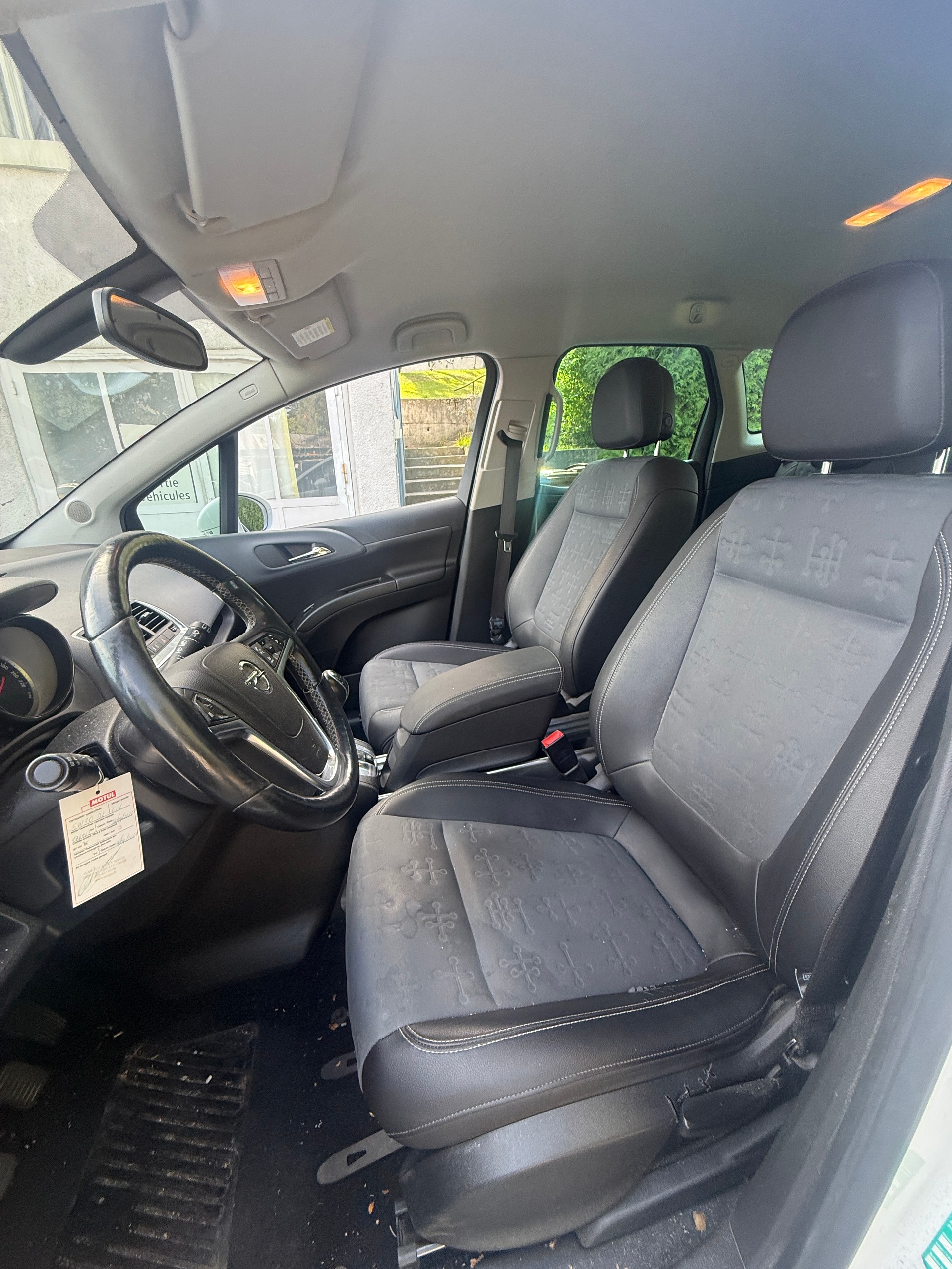 OPEL Meriva 1.4 Turbo Anniversary Edition-image-7