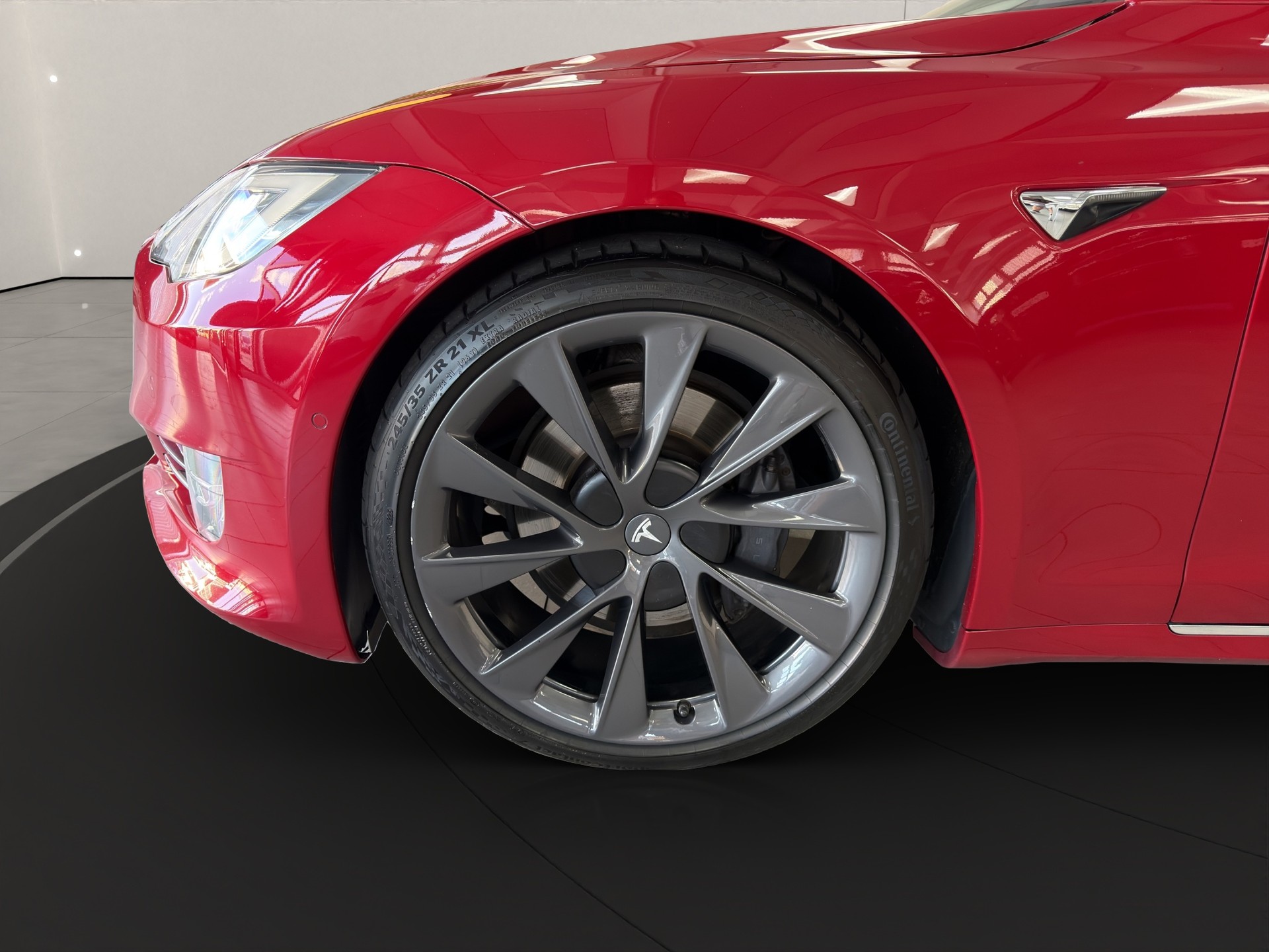 TESLA Model S 100 D-image-13
