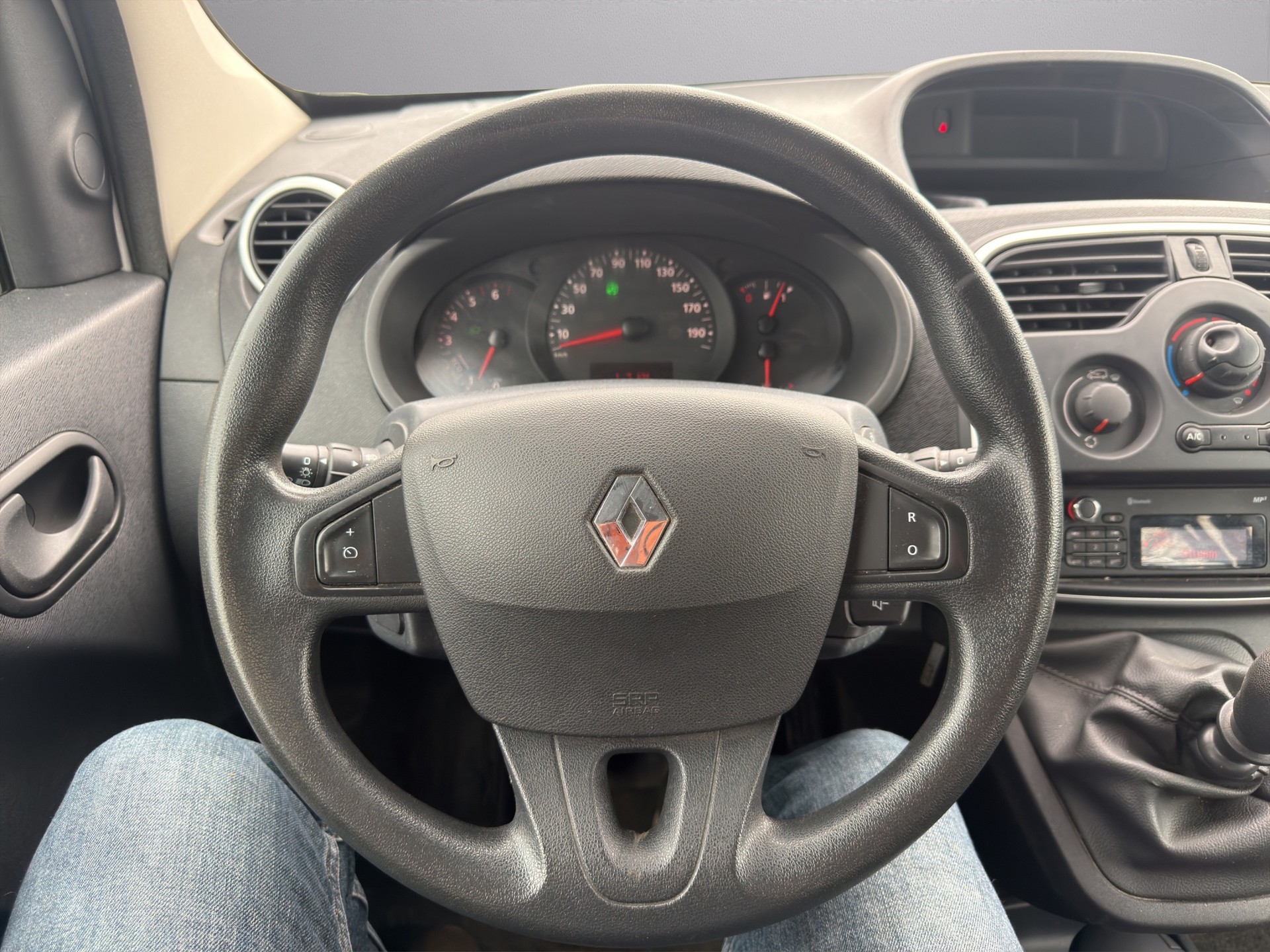 RENAULT Kangoo Medium TCe 115 ENERGY Mit Klimaanlage-image-15
