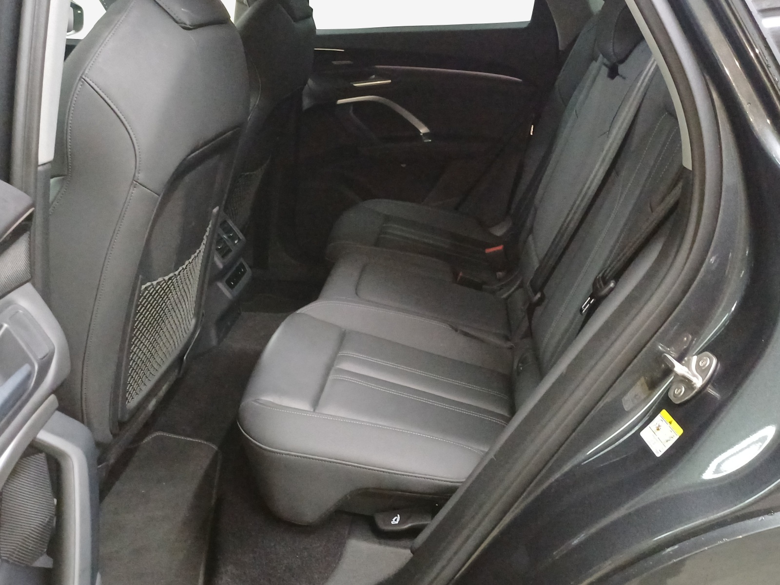 AUDI Q5 TDI quattro 150 kW S-tronic-image-11