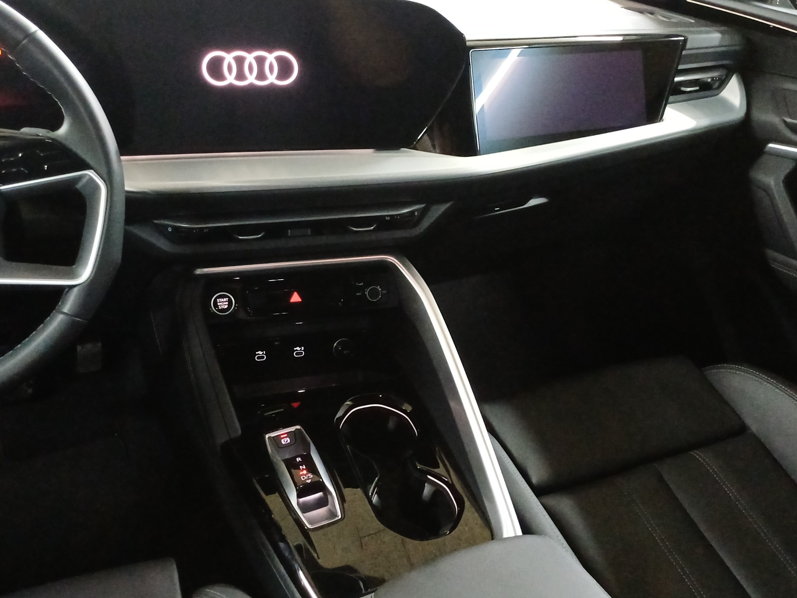 AUDI Q5 TDI quattro 150 kW S-tronic-image-10