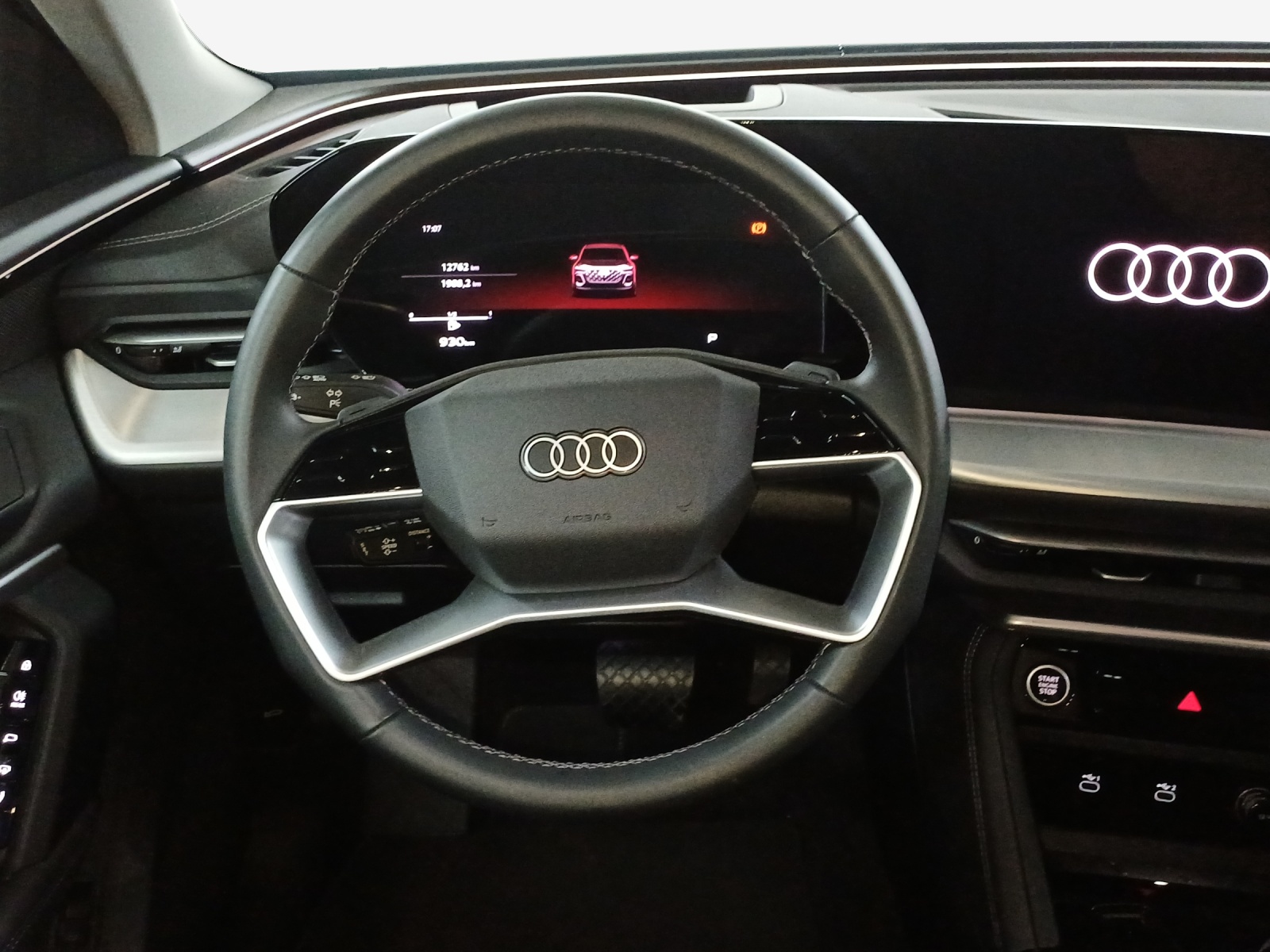 AUDI Q5 TDI quattro 150 kW S-tronic-image-9