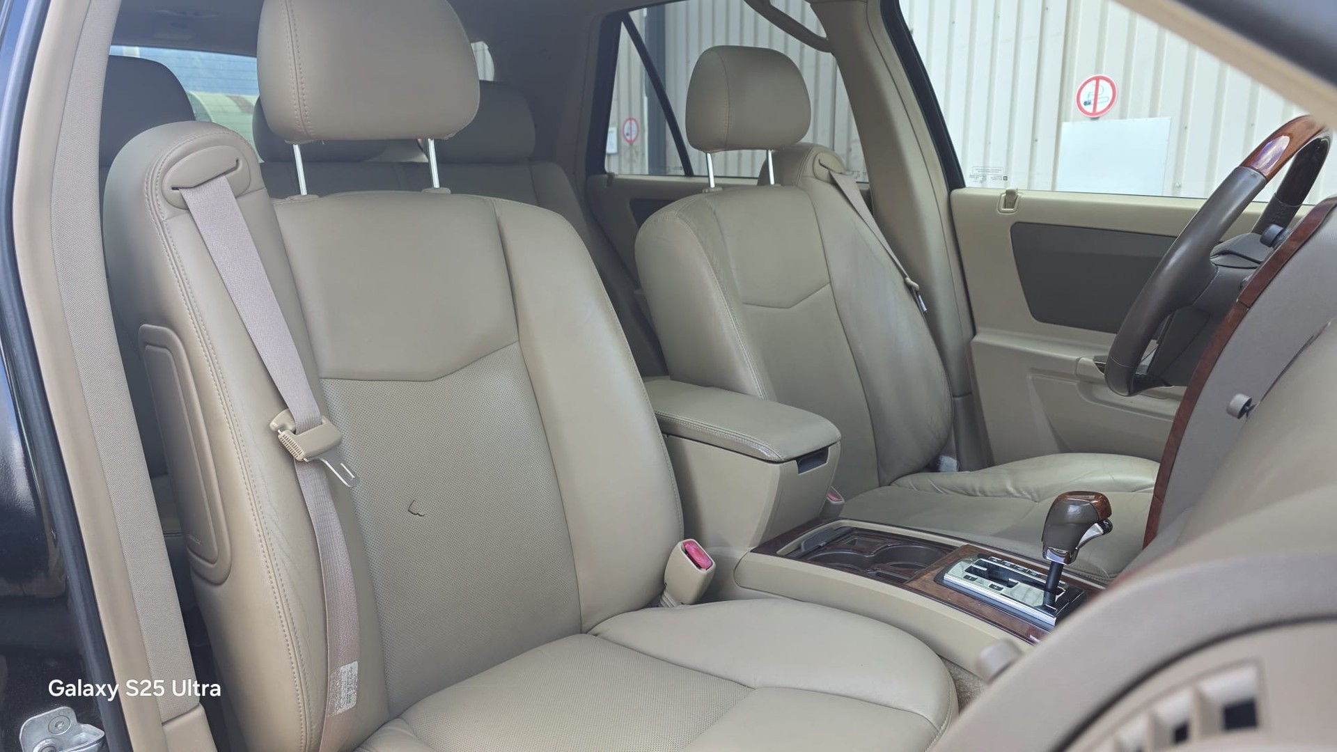 CADILLAC SRX 3.6 V6 Sport Luxury 4WD-image-9