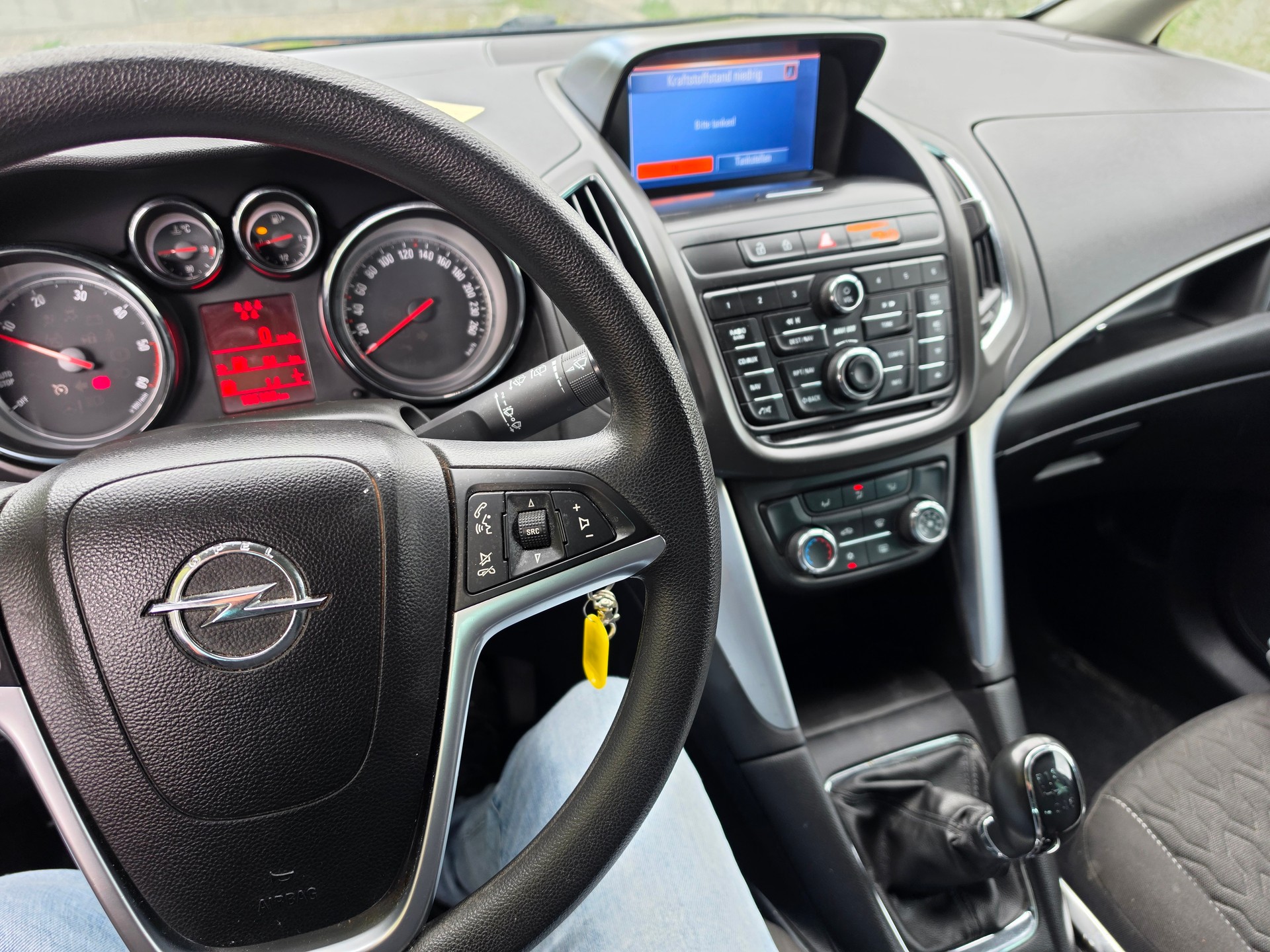 OPEL Zafira Tourer 1.6 CDTi Cosmo-image-11