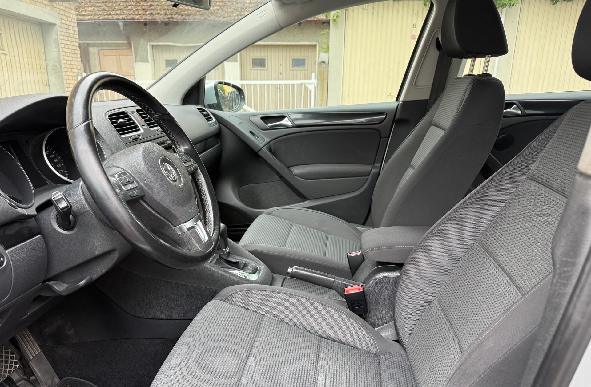 VW 1.4 TSI 122 Team DSG-image-4