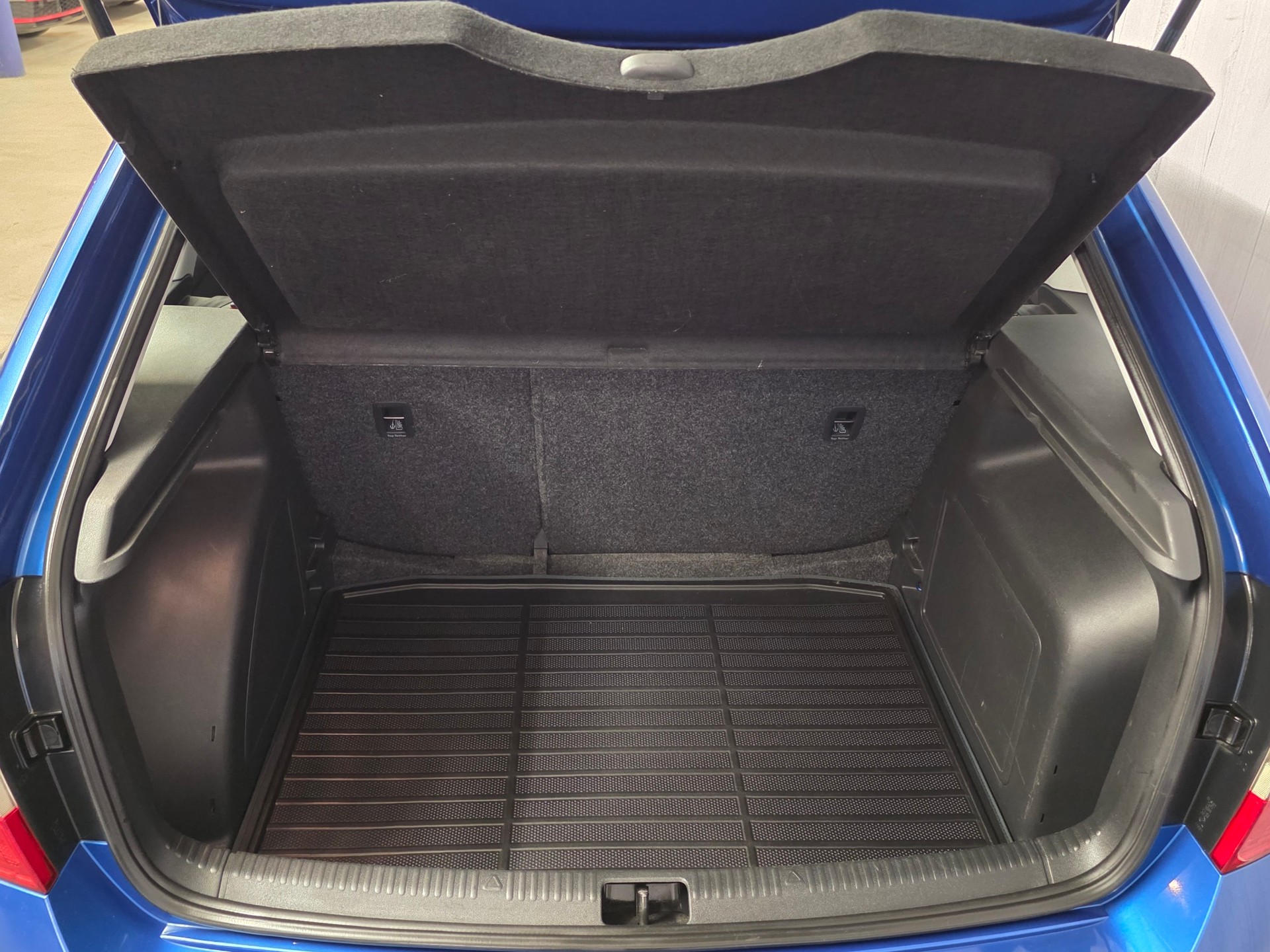 SKODA Rapid Spaceback 1.4 TSI Ambition DSG-image-5