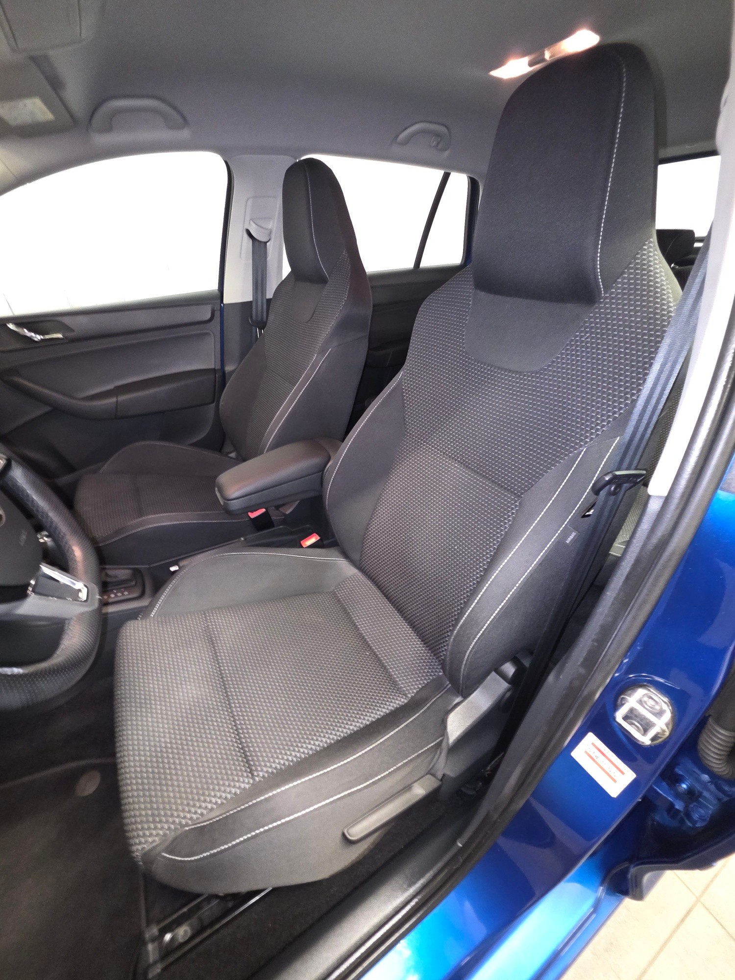 SKODA Rapid Spaceback 1.4 TSI Ambition DSG-image-9