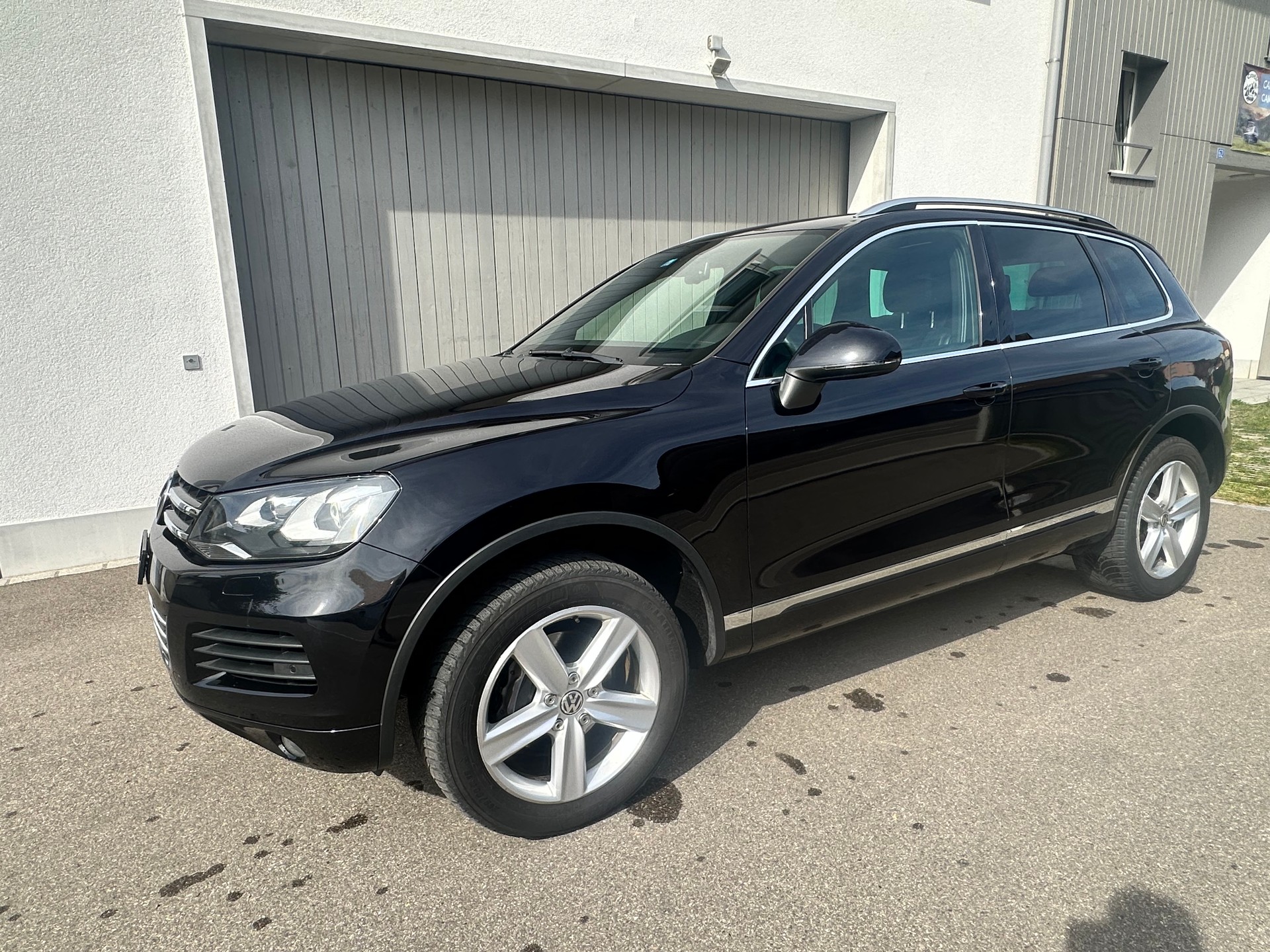 VW Touareg 3.0 TDI-image-2