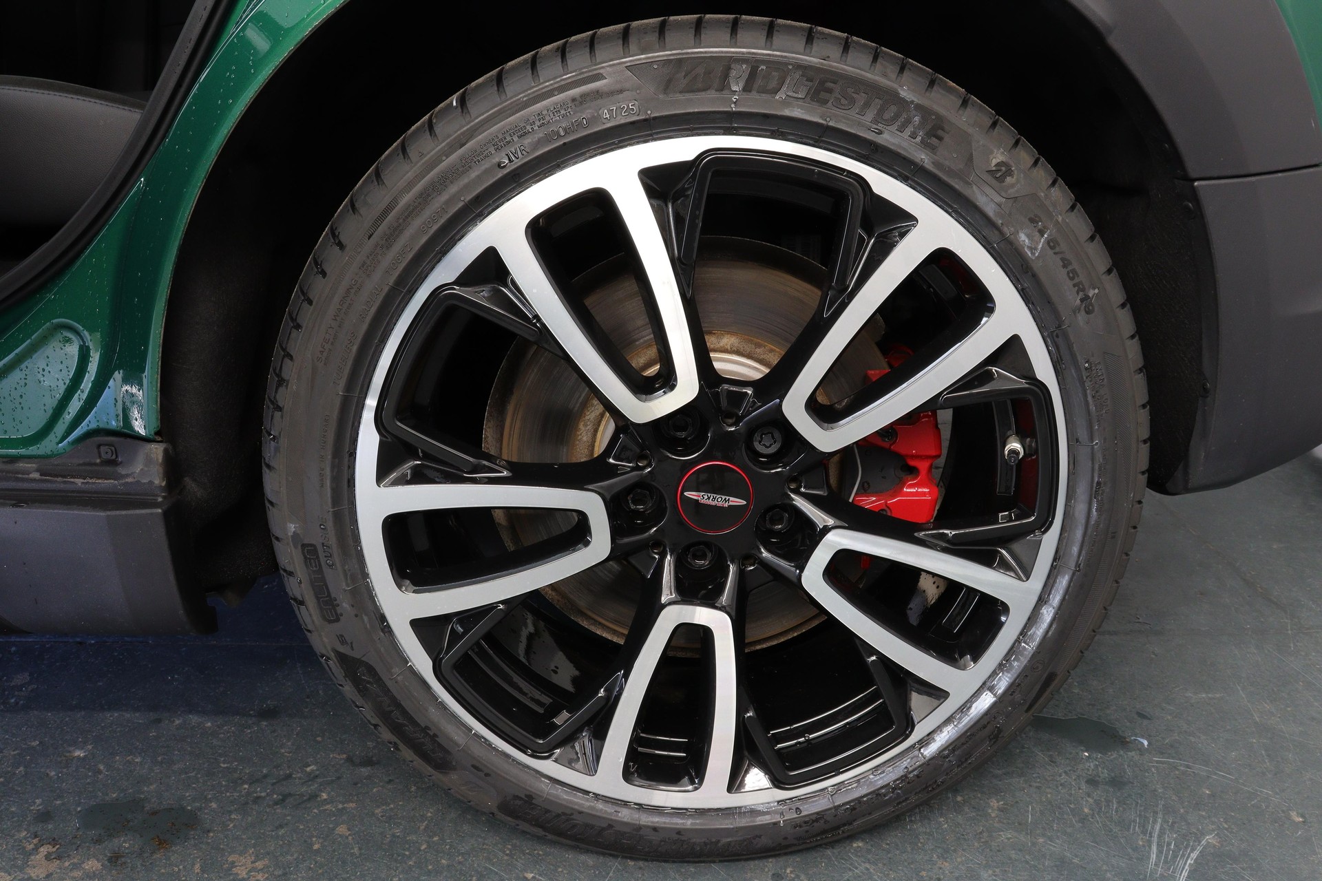 MINI Countryman F60 2.0i John Cooper Works ALL4-image-9