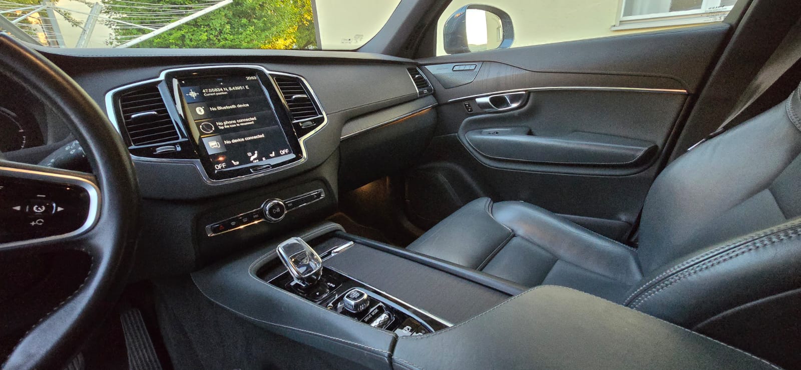 VOLVO XC90 T8 eAWD Inscription Expression Geartronic-image-2
