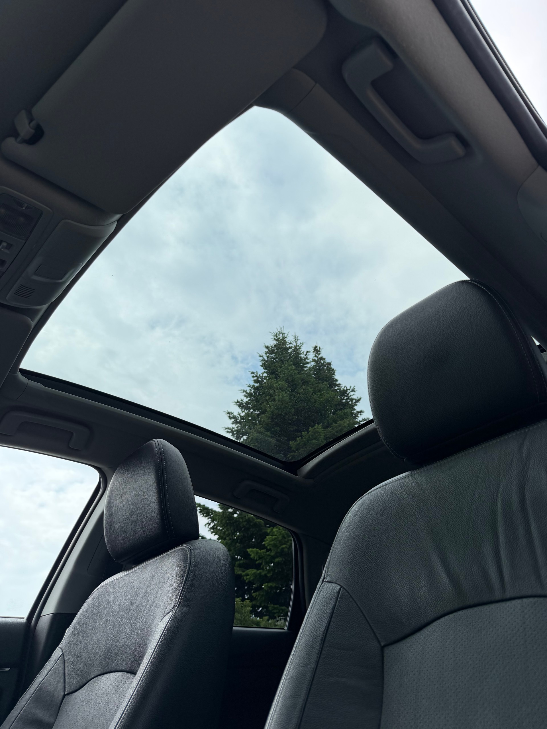 PEUGEOT 4008 1.8 HDi Allure 4WD-image-16
