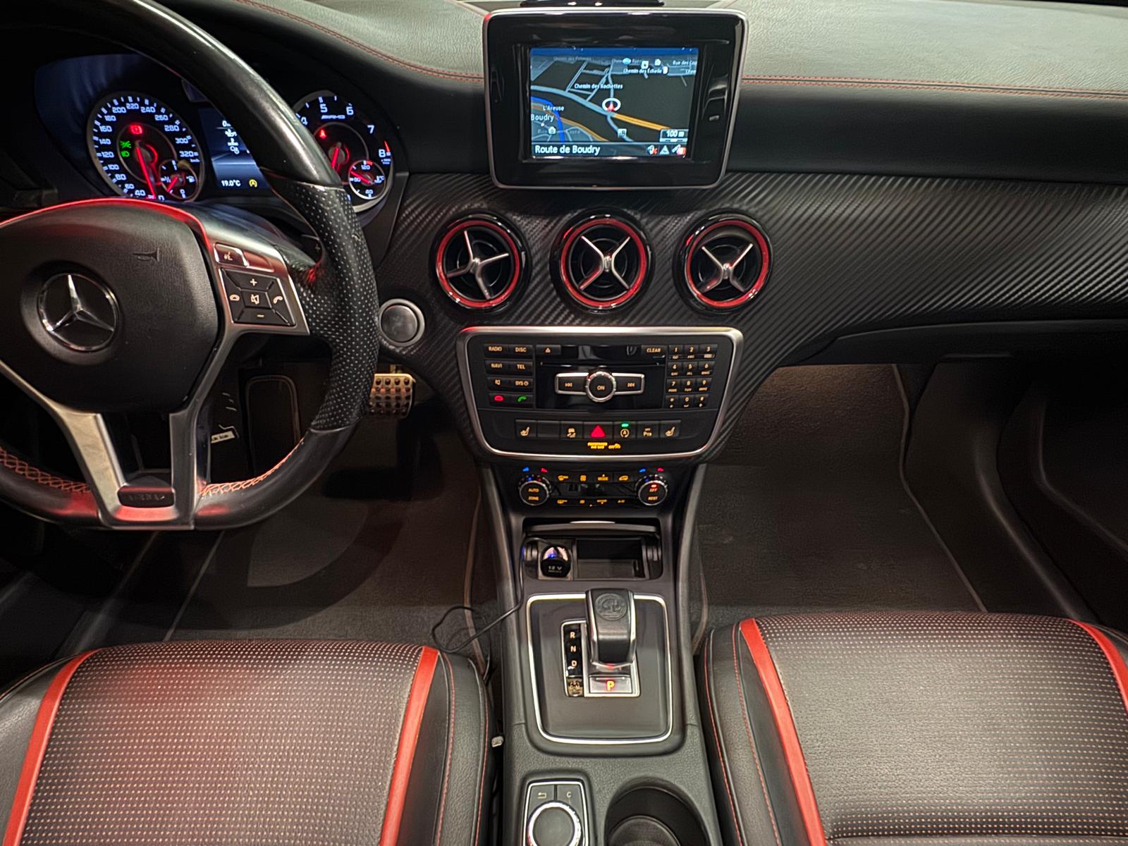 MERCEDES-BENZ A 45 AMG 4Matic Speedshift 7G-DCT-image-14