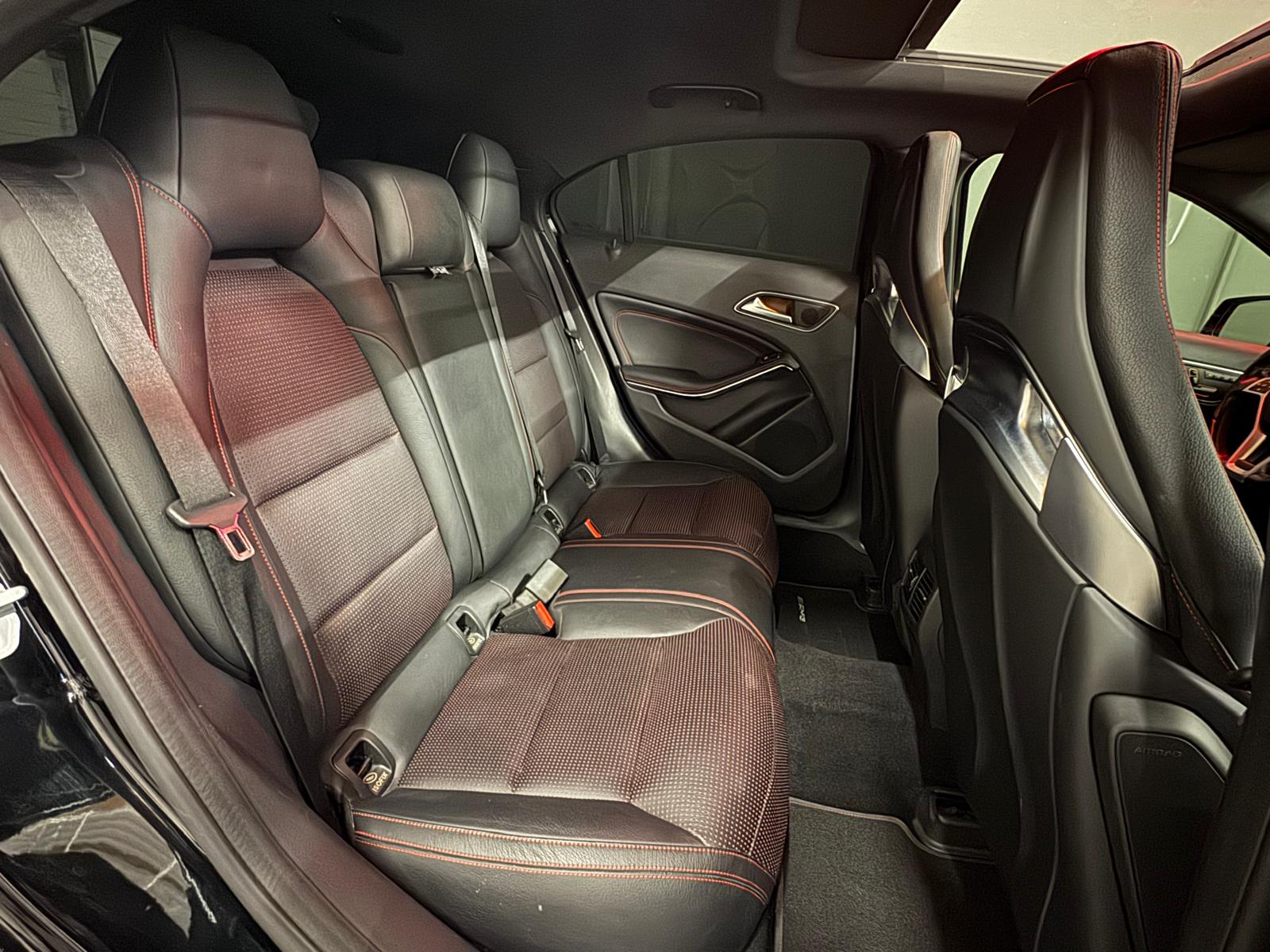 MERCEDES-BENZ A 45 AMG 4Matic Speedshift 7G-DCT-image-12