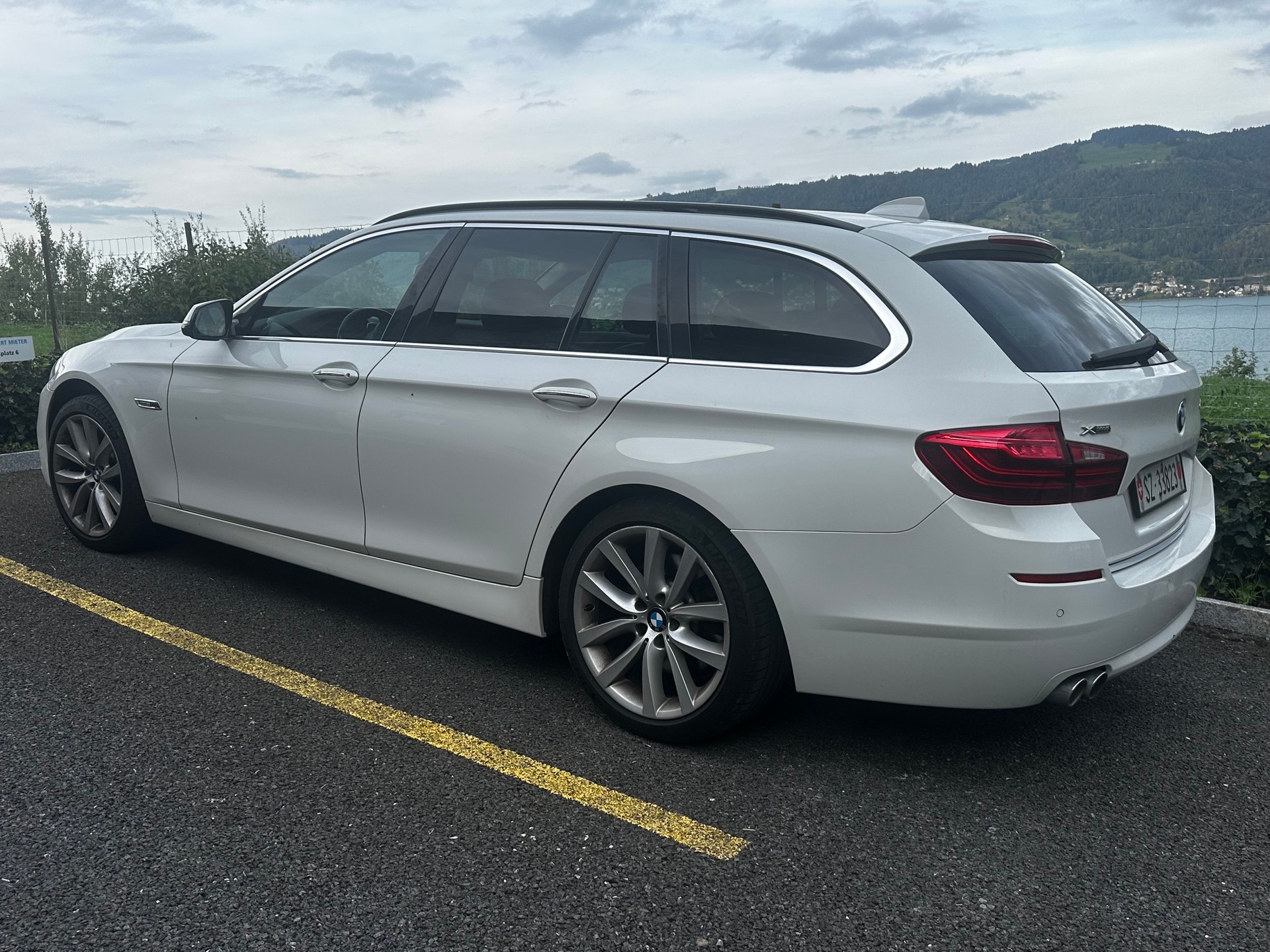 BMW 530d xDrive-image-1