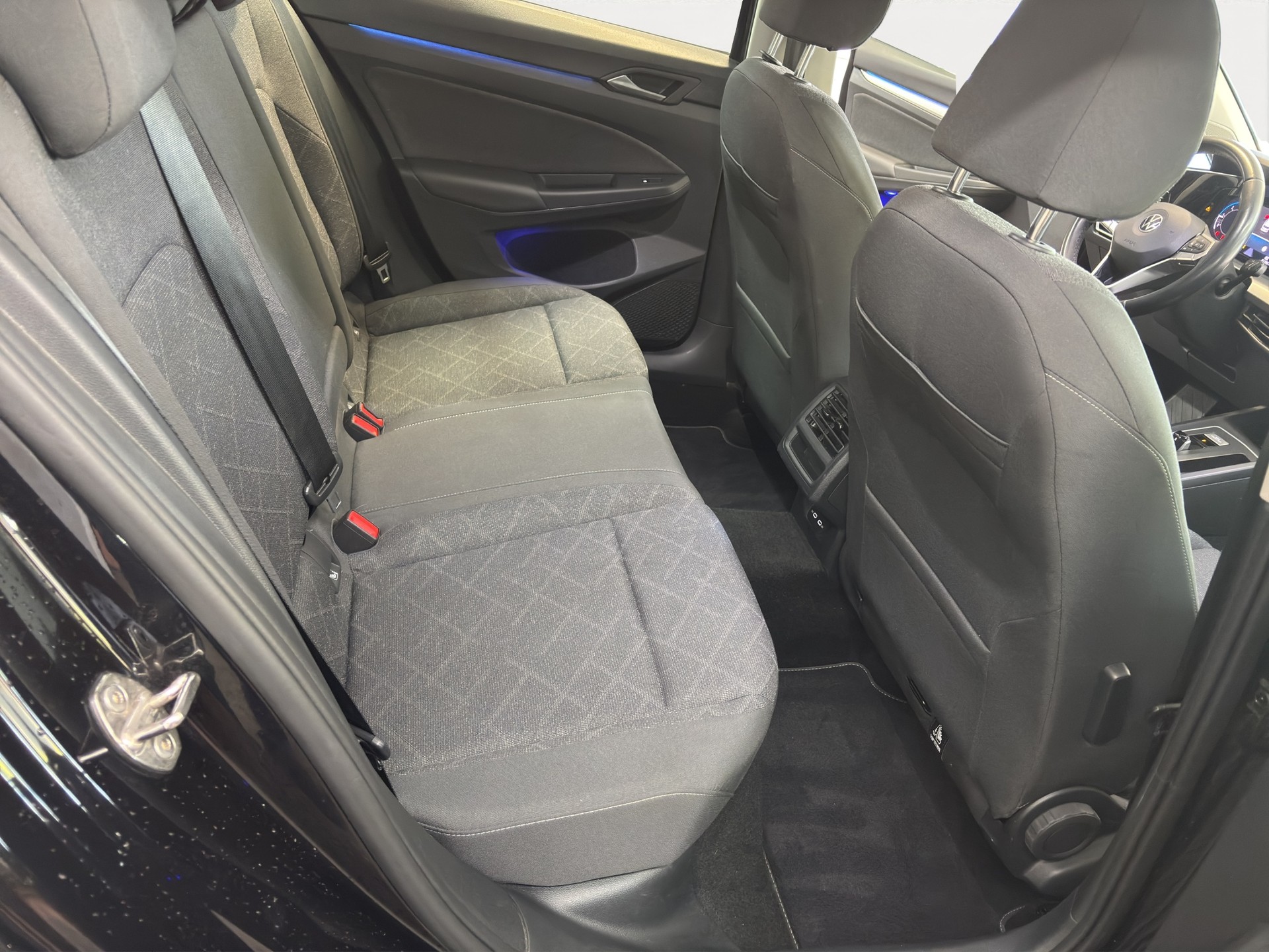VW Golf Variant 2.0 TDI Life DSG-image-20