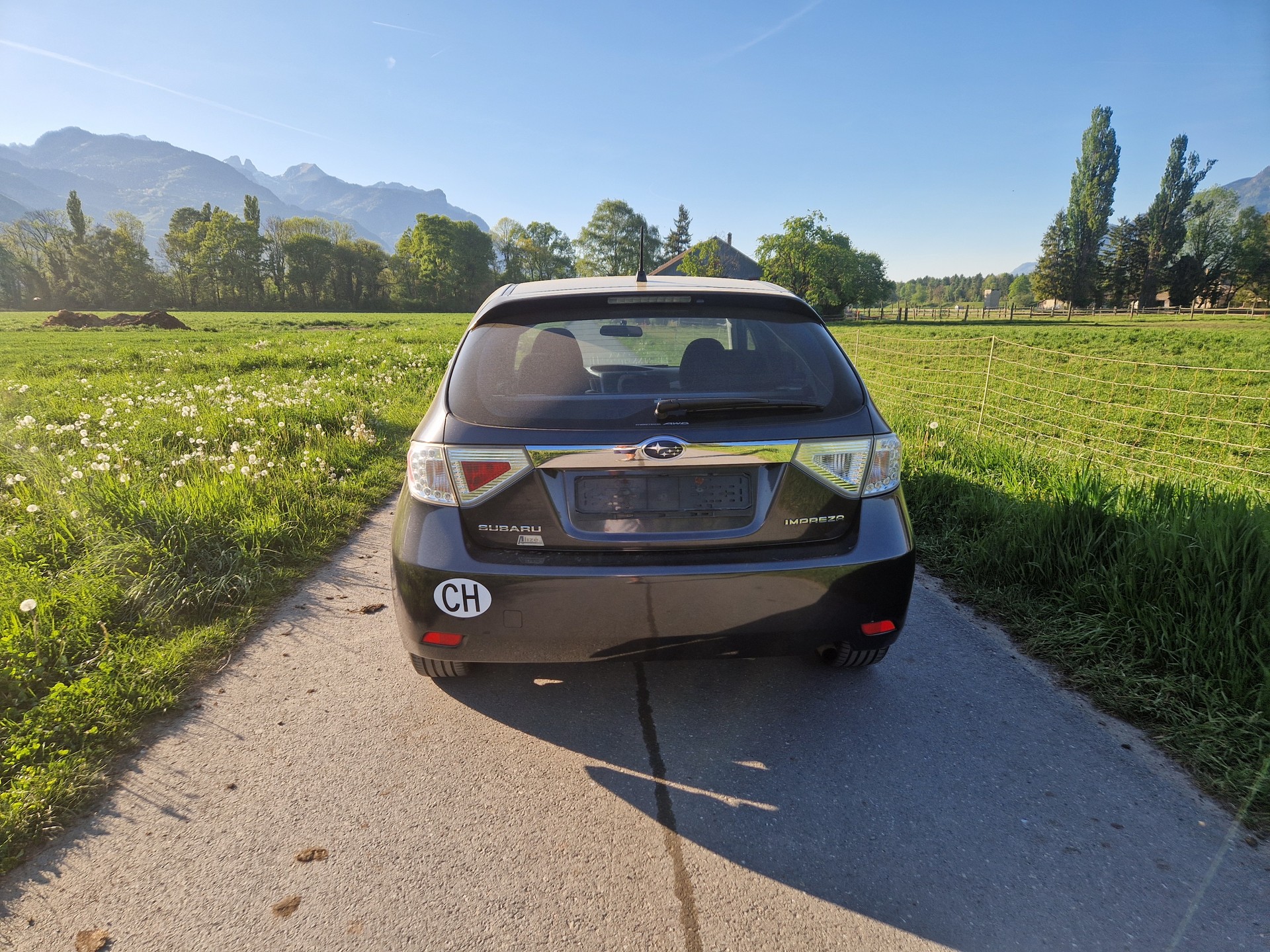 SUBARU Impreza 1.5R Swiss-image-4