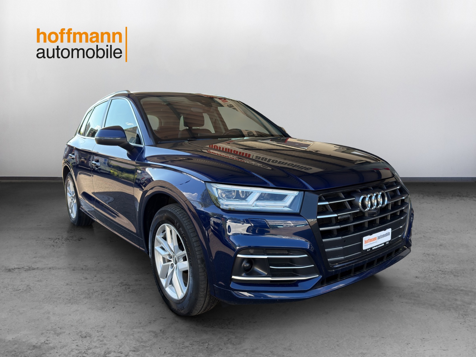 AUDI Q5 55 TFSI e sport quattro-image-2