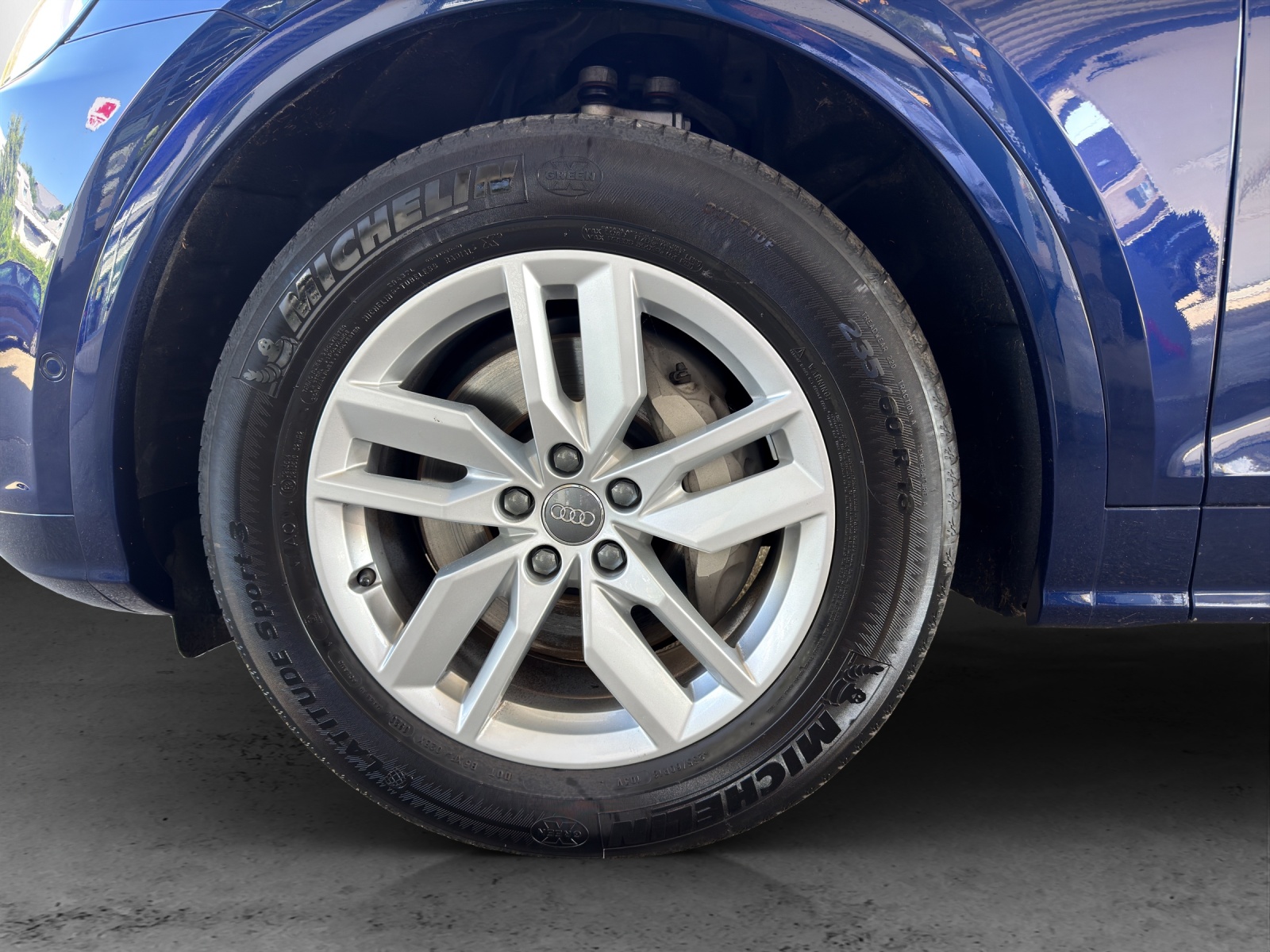AUDI Q5 55 TFSI e sport quattro-image-15
