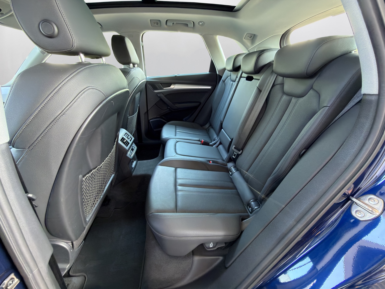 AUDI Q5 55 TFSI e sport quattro-image-10