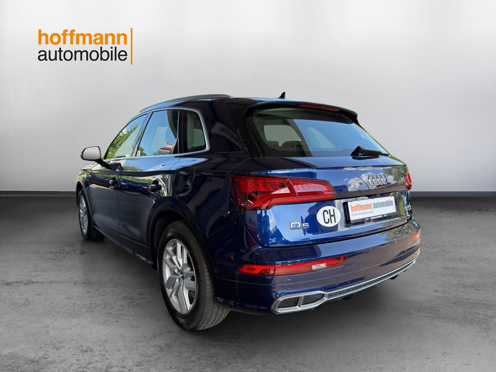 AUDI Q5 55 TFSI e sport quattro-image-5