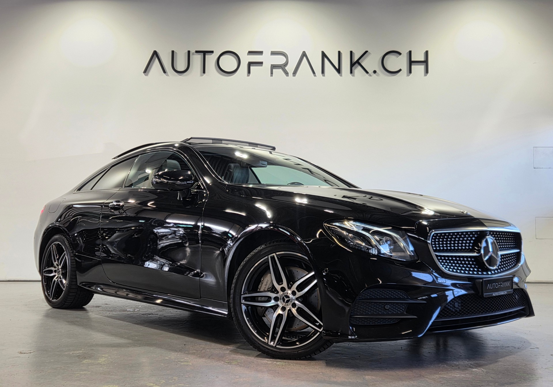 MERCEDES-BENZ E 400 AMG Line 4matic Coupé-image-0