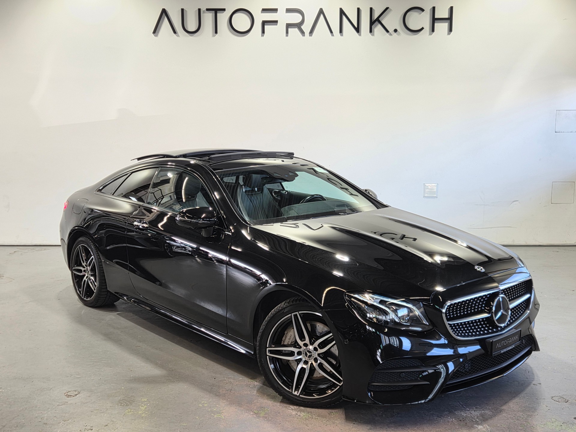 MERCEDES-BENZ E 400 AMG Line 4matic Coupé-image-1