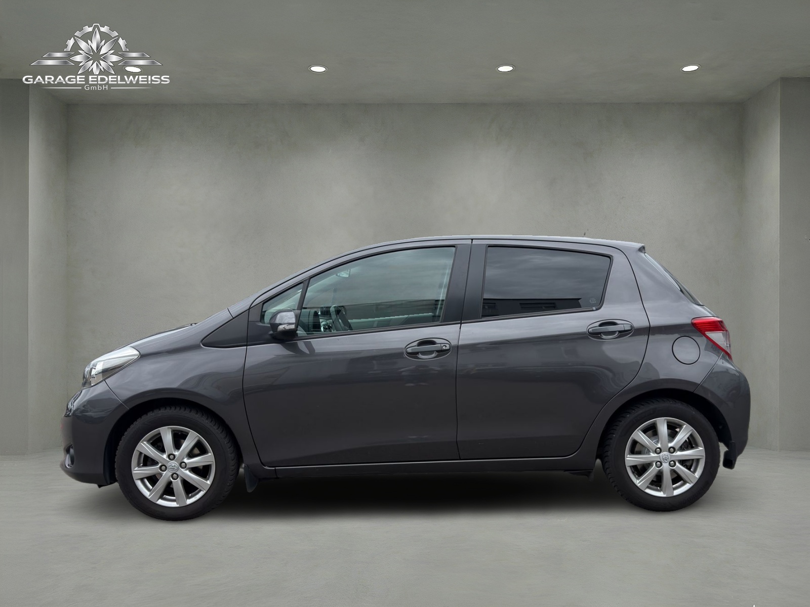 TOYOTA Yaris 1.33 Sol Premium Multidrive-showroom-element-1