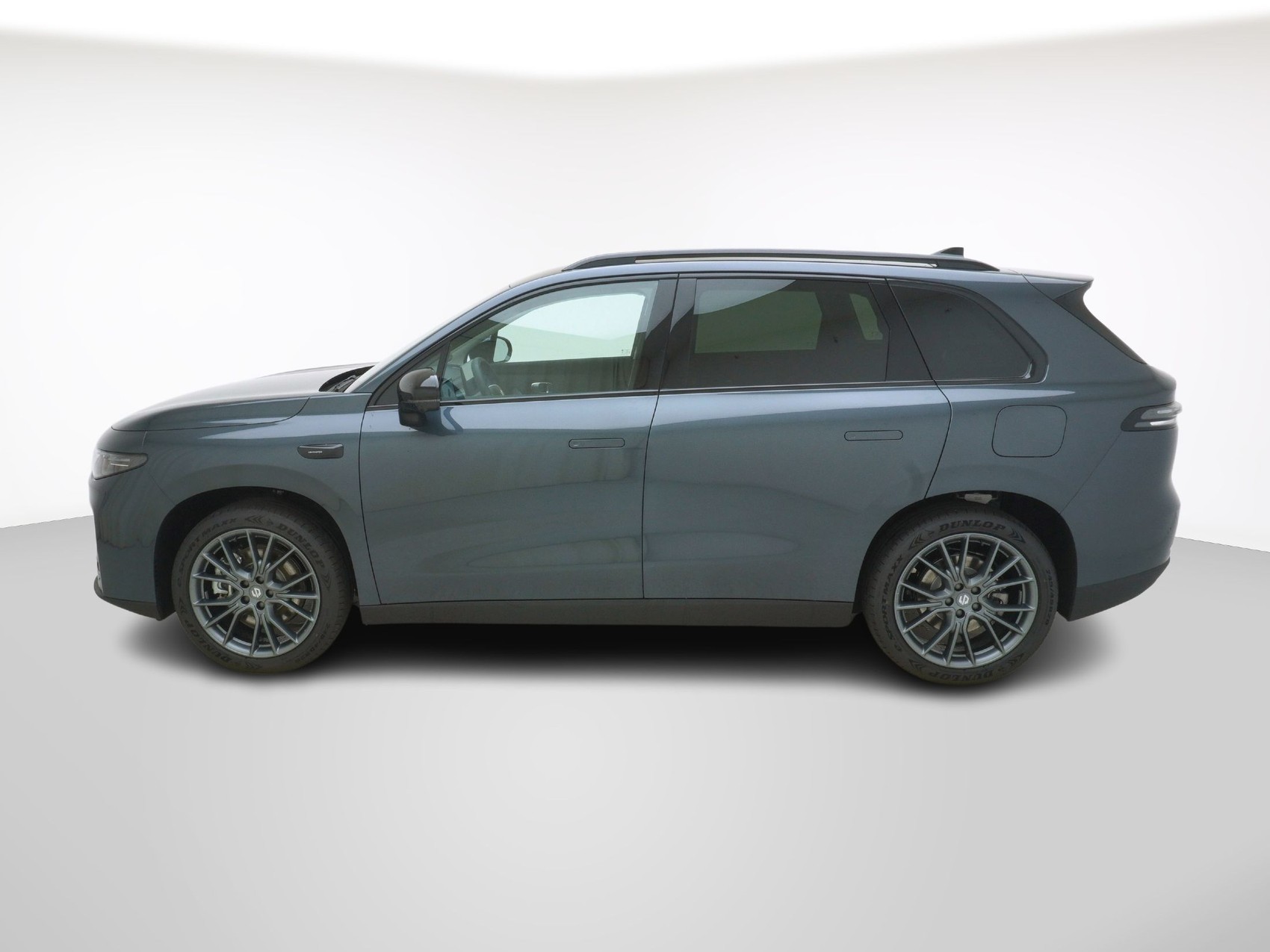 LEAPMOTOR C10 Design Pro MAX AWD-image-1