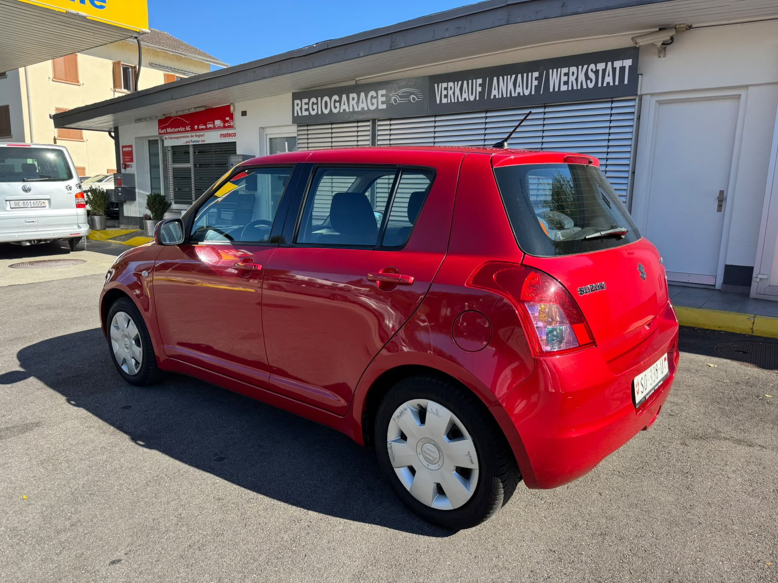 SUZUKI Swift 1.3i 16V GL Top-image-3