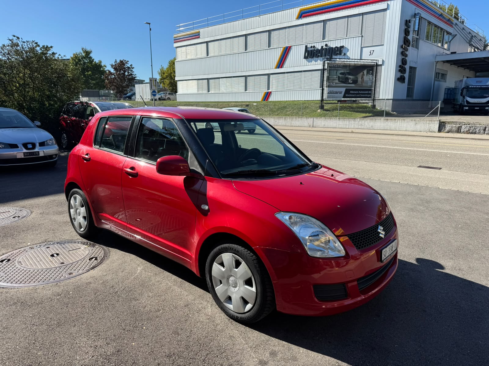 SUZUKI Swift 1.3i 16V GL Top-image-8