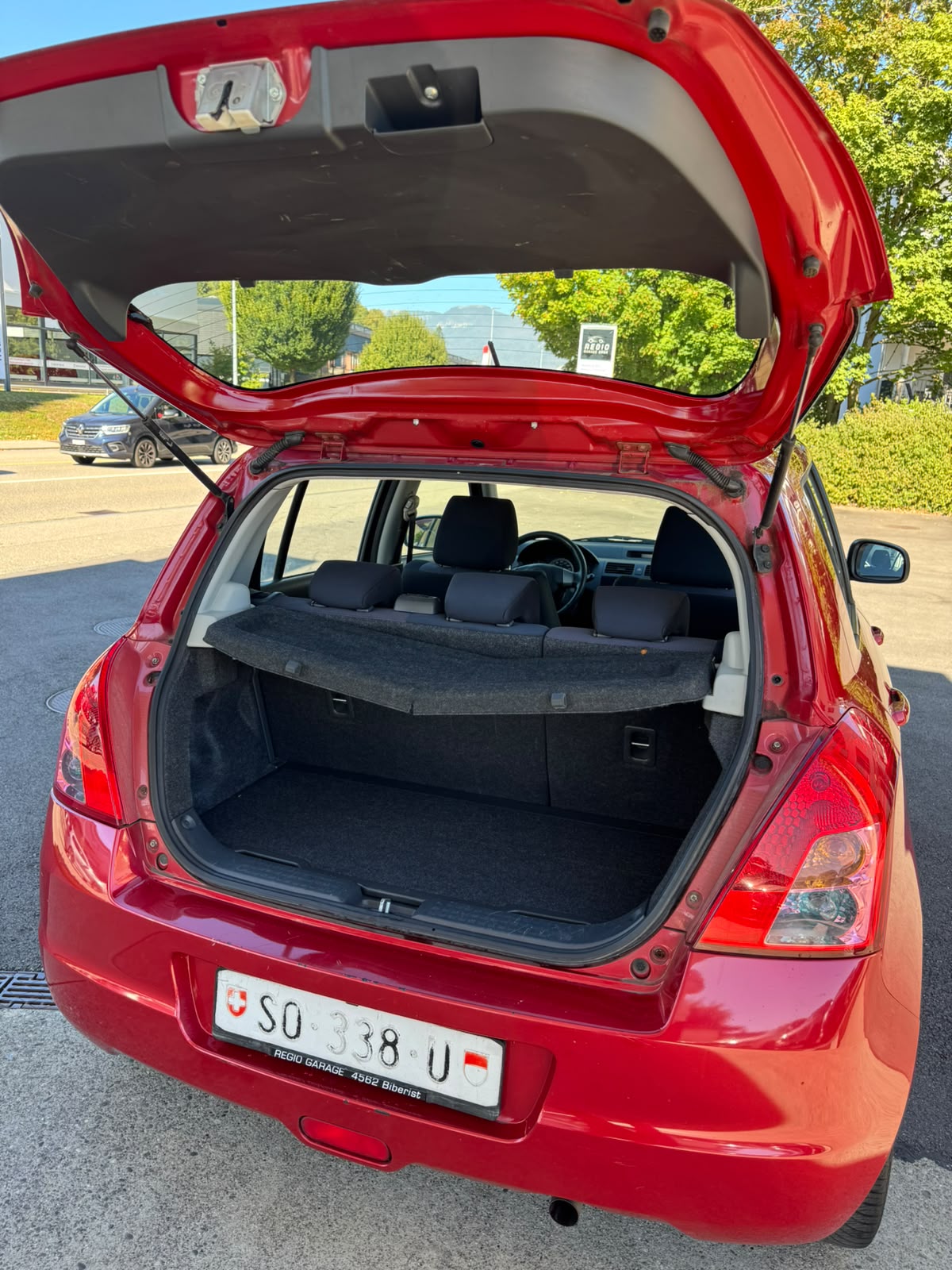 SUZUKI Swift 1.3i 16V GL Top-image-6