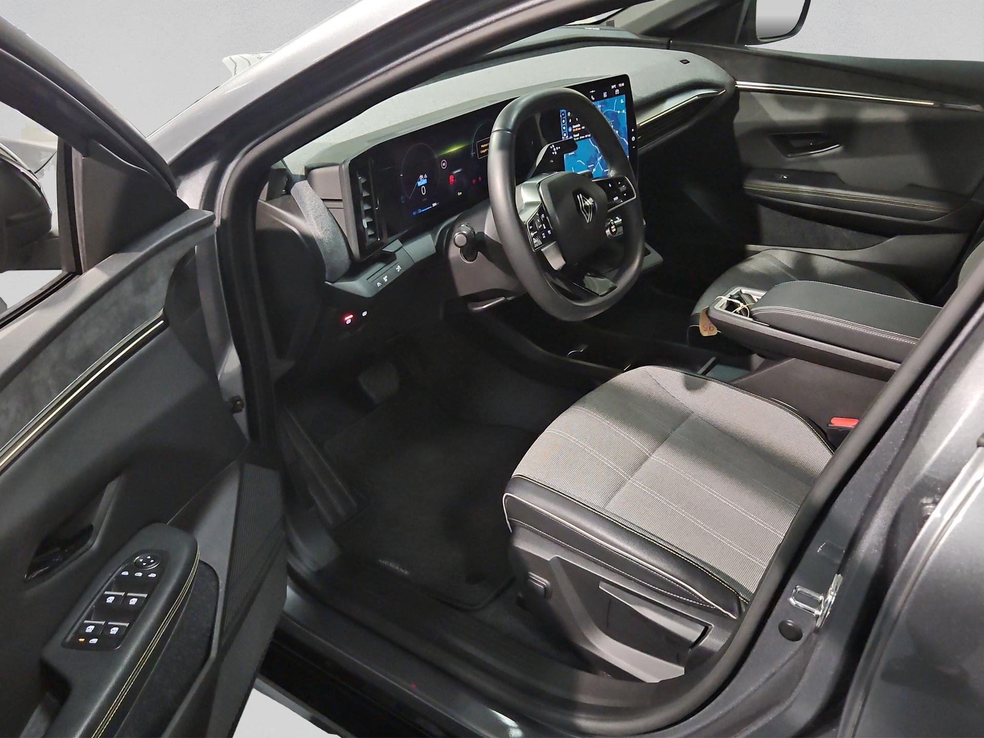 RENAULT Mégane E-TECH EV60 Techno-image-24