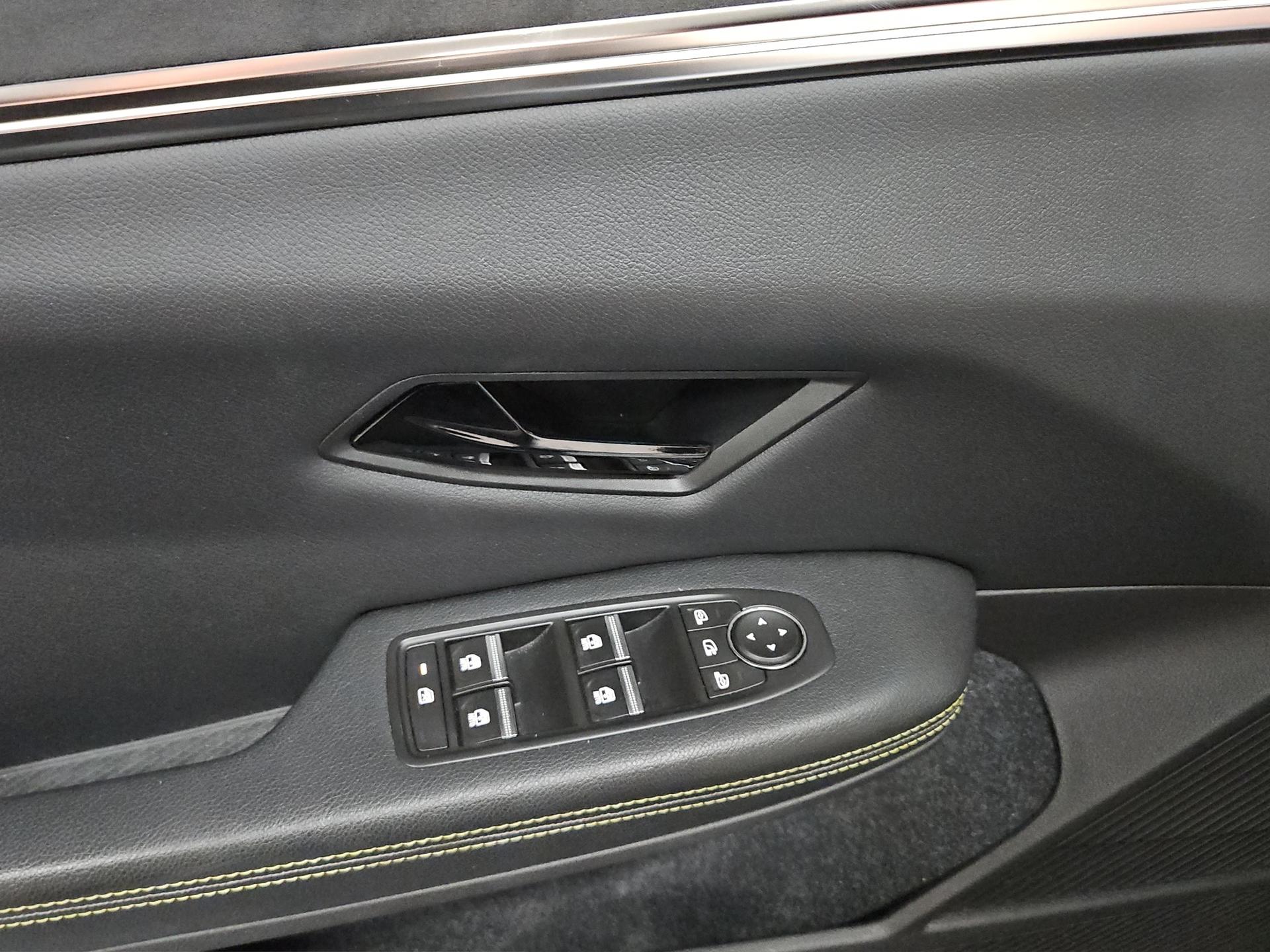 RENAULT Mégane E-TECH EV60 Techno-image-23
