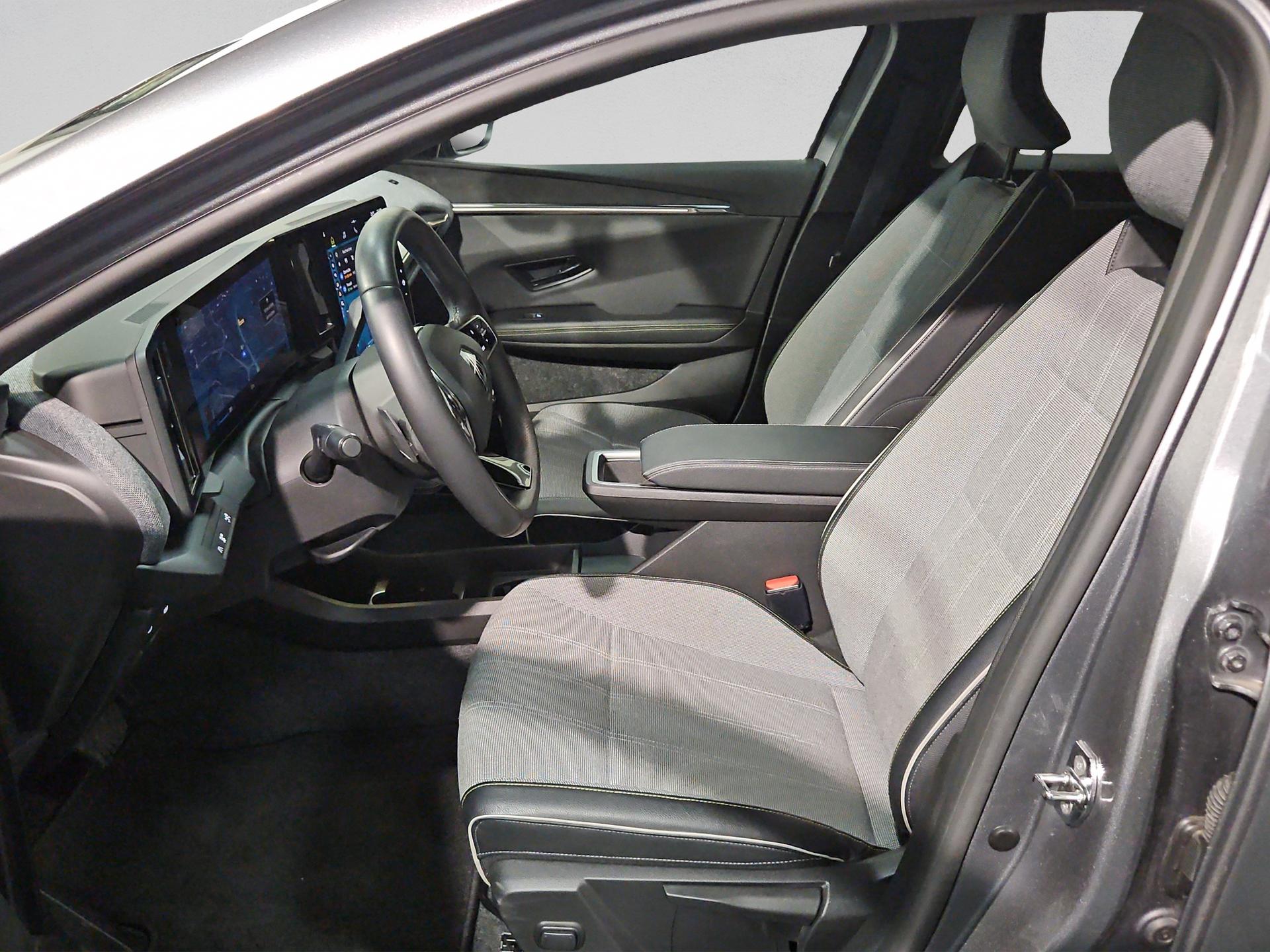 RENAULT Mégane E-TECH EV60 Techno-image-8