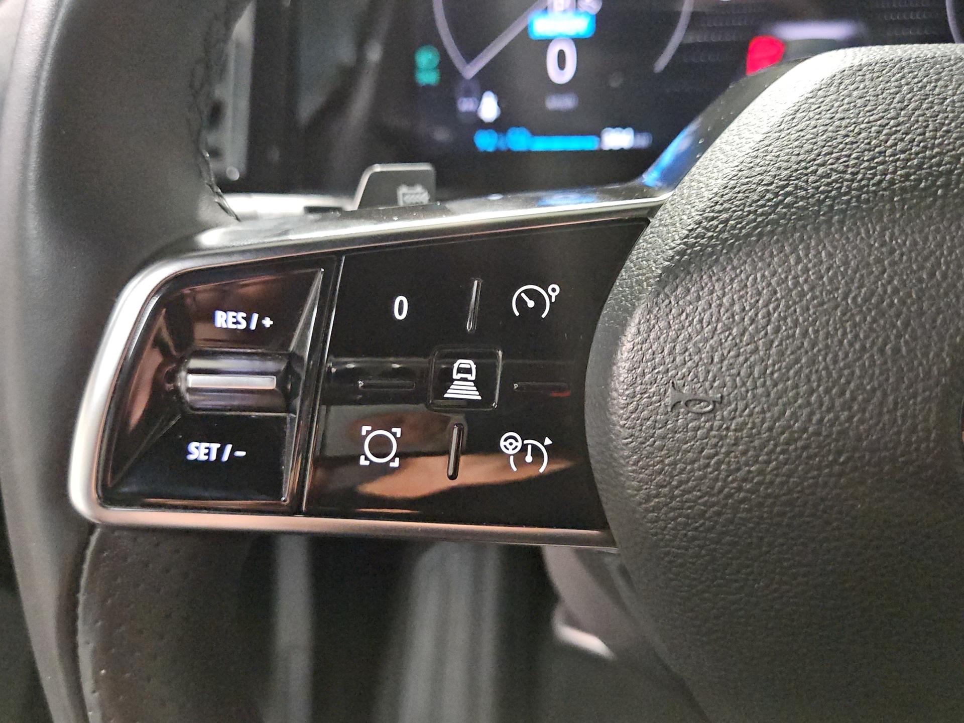 RENAULT Mégane E-TECH EV60 Techno-image-19