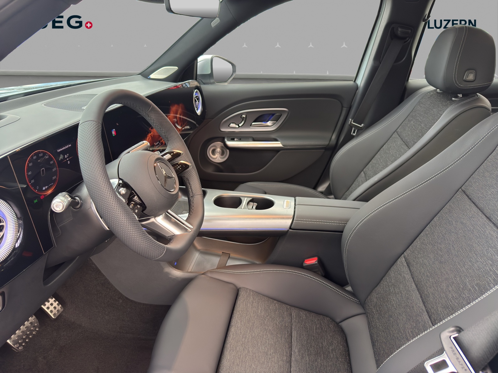 MERCEDES-BENZ GLB 220 4Matic 8G-Tronic-image-7