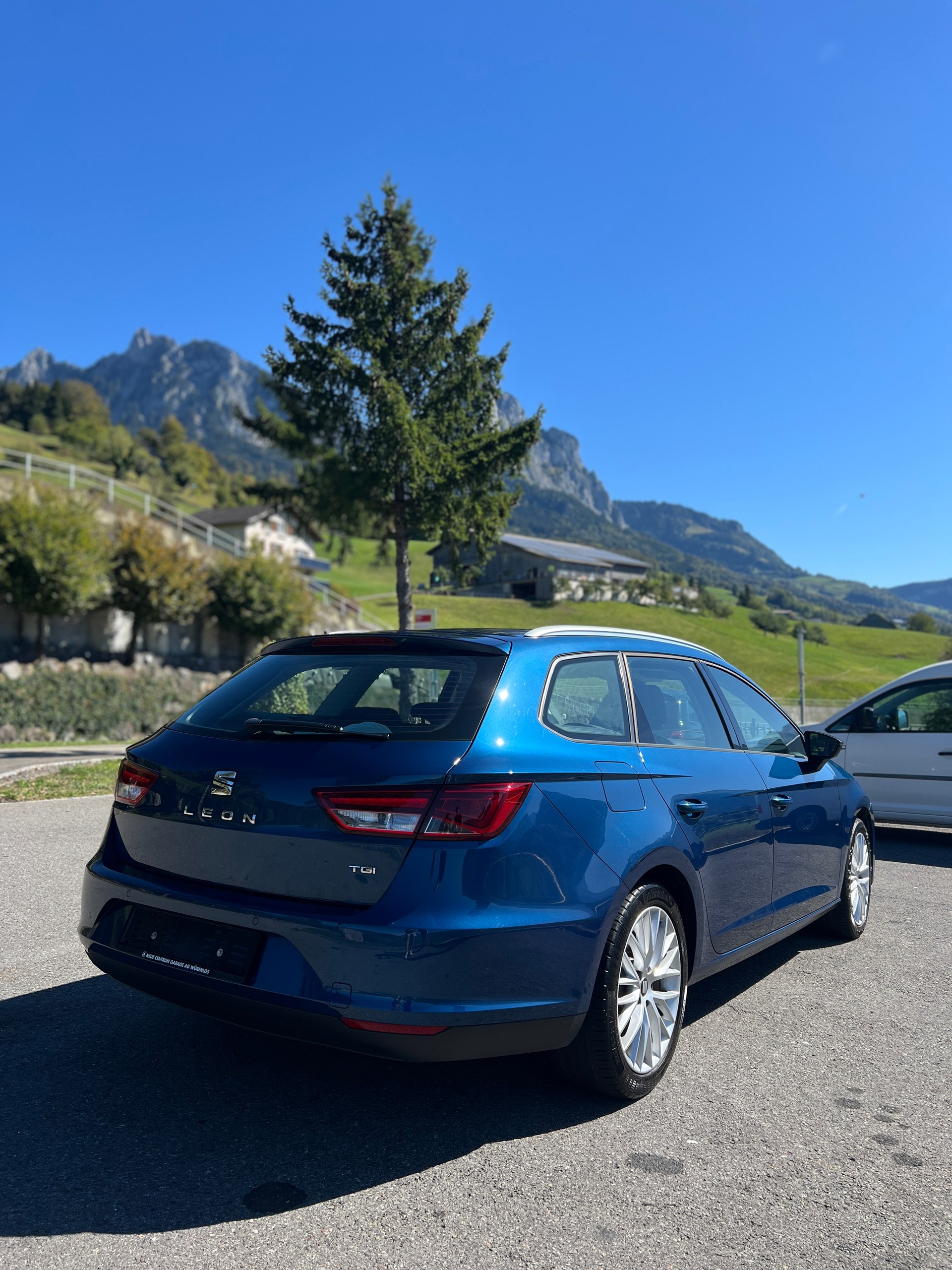 SEAT 1.4 TGI Style DSG-image-2