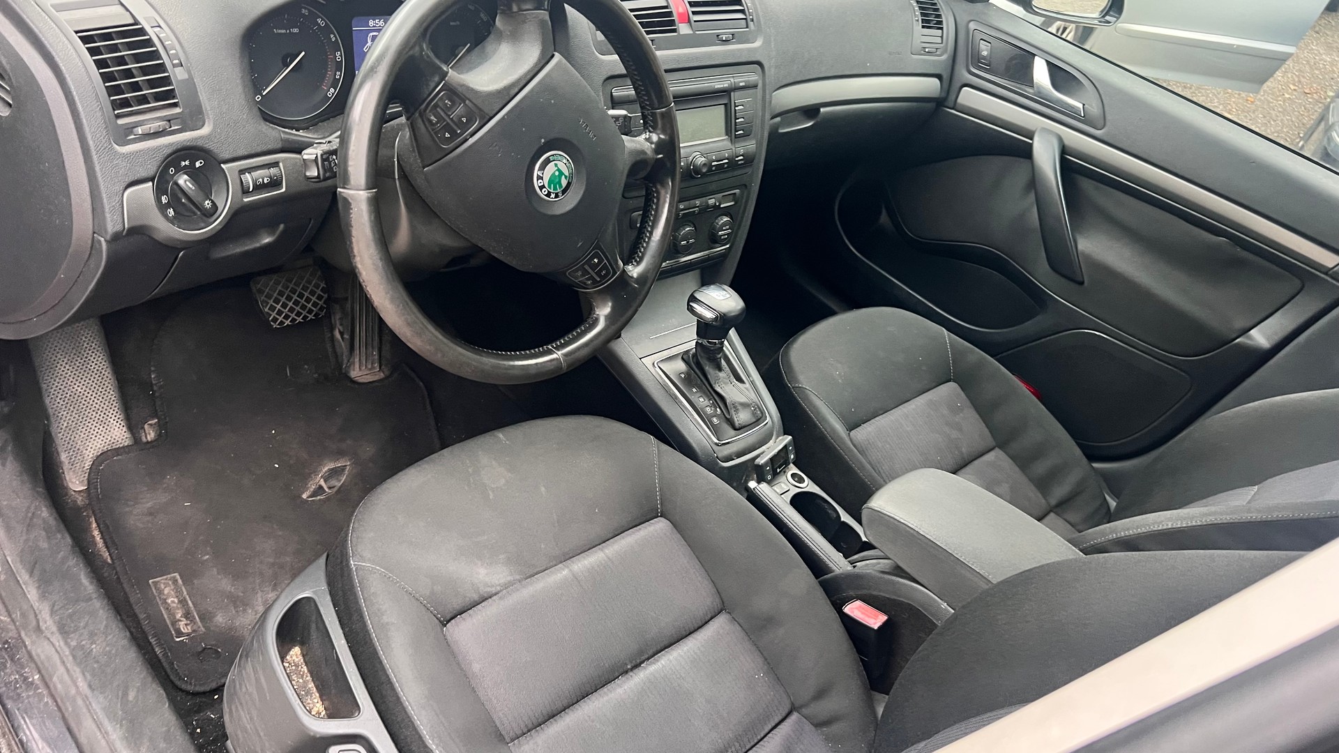 SKODA Octavia 2.0 TDI Elegance-image-5