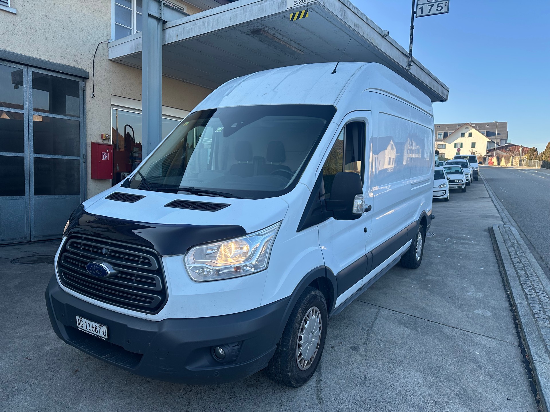 FORD Transit Van 350 L3H2 Trend FWD-image-1