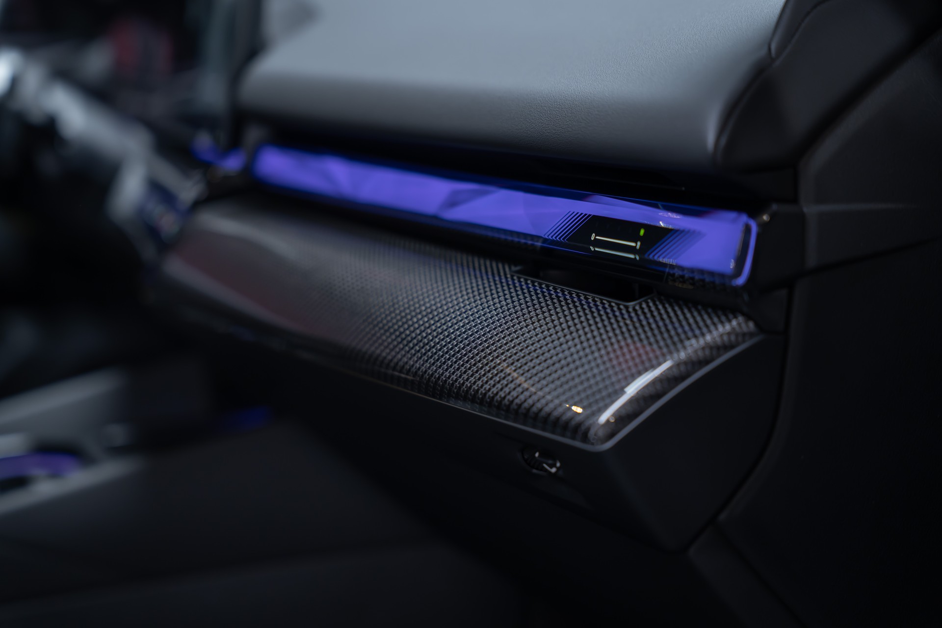 BMW 540d xDrive M Sport / 360°Kamera / Bowers&Wilkins / HeadUp-image-26