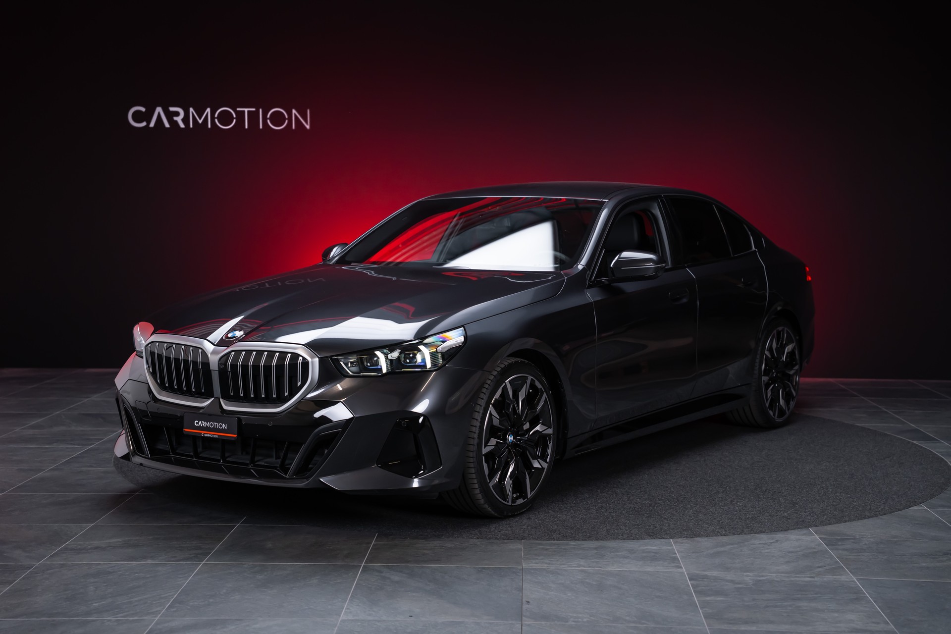 BMW 540d xDrive M Sport / 360°Kamera / Bowers&Wilkins / HeadUp-image-0