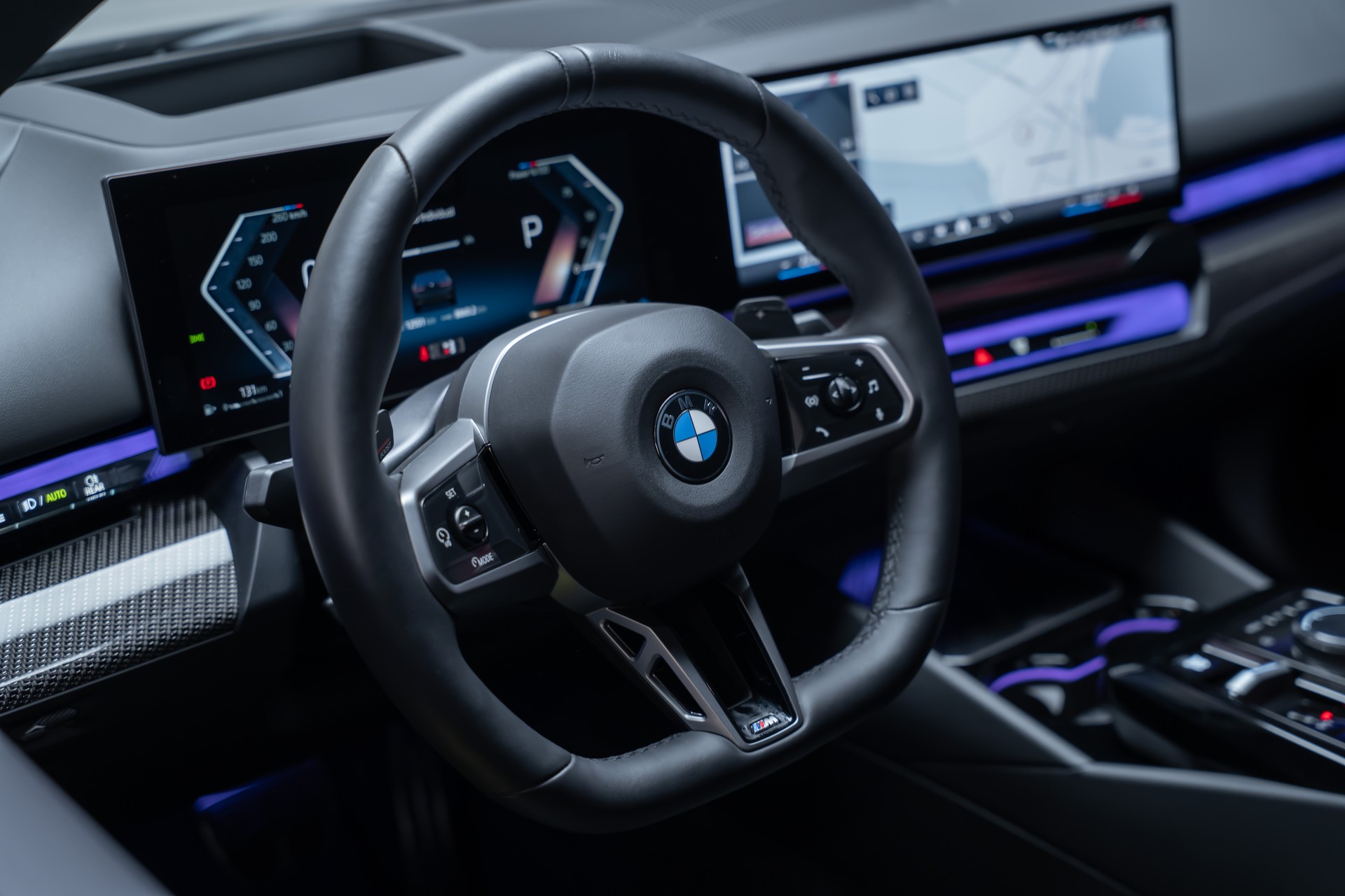 BMW 540d xDrive M Sport / 360°Kamera / Bowers&Wilkins / HeadUp-image-12