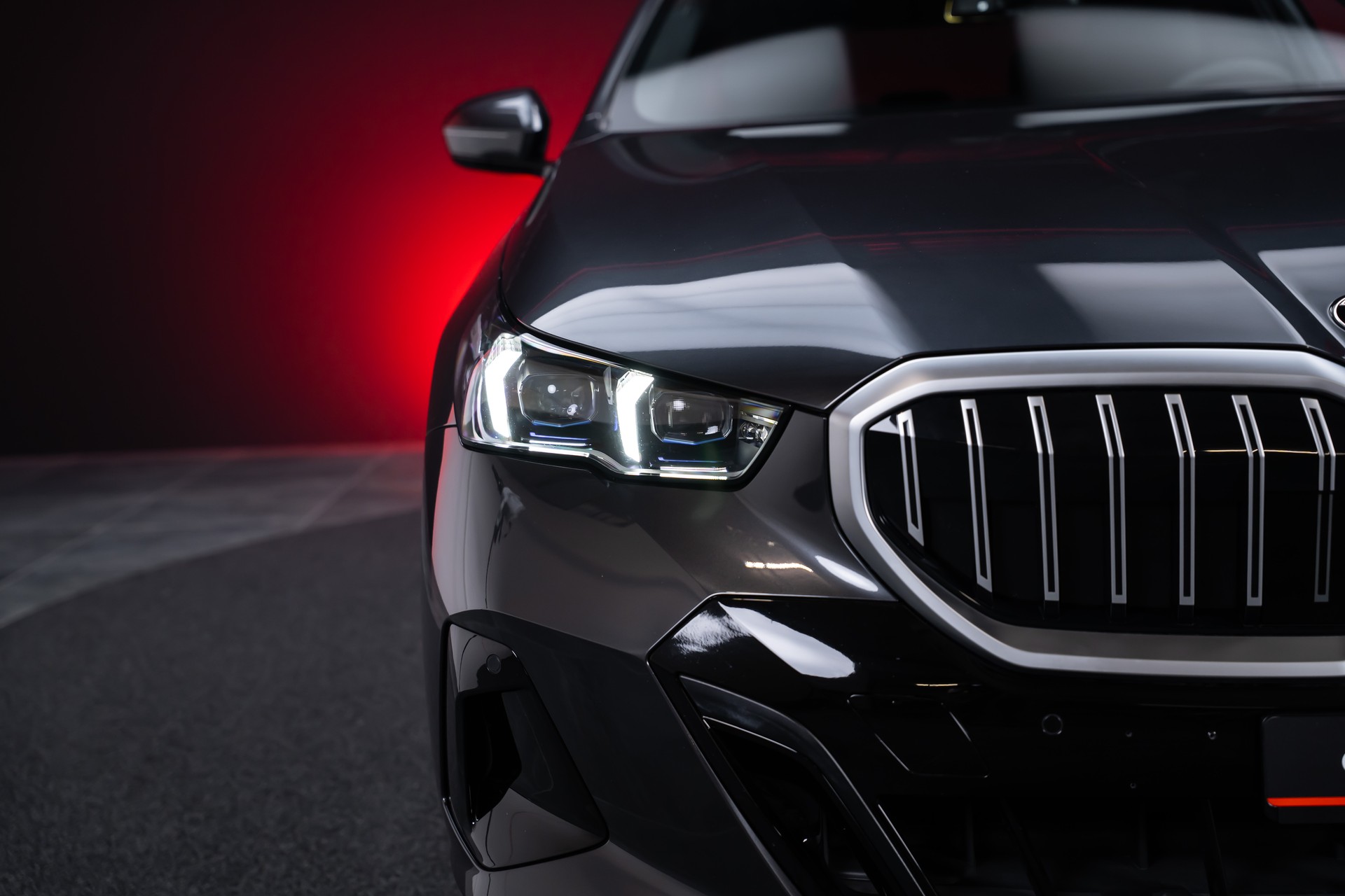 BMW 540d xDrive M Sport / 360°Kamera / Bowers&Wilkins / HeadUp-image-42