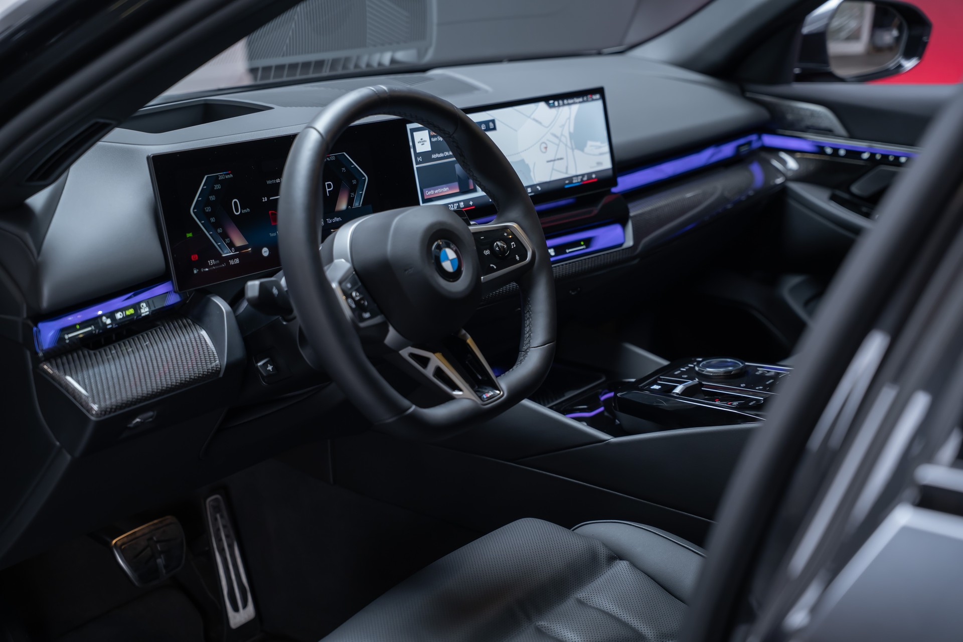 BMW 540d xDrive M Sport / 360°Kamera / Bowers&Wilkins / HeadUp-image-11