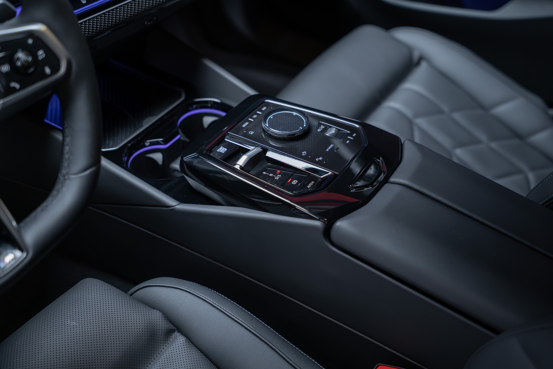 BMW 540d xDrive M Sport / 360°Kamera / Bowers&Wilkins / HeadUp-image-14