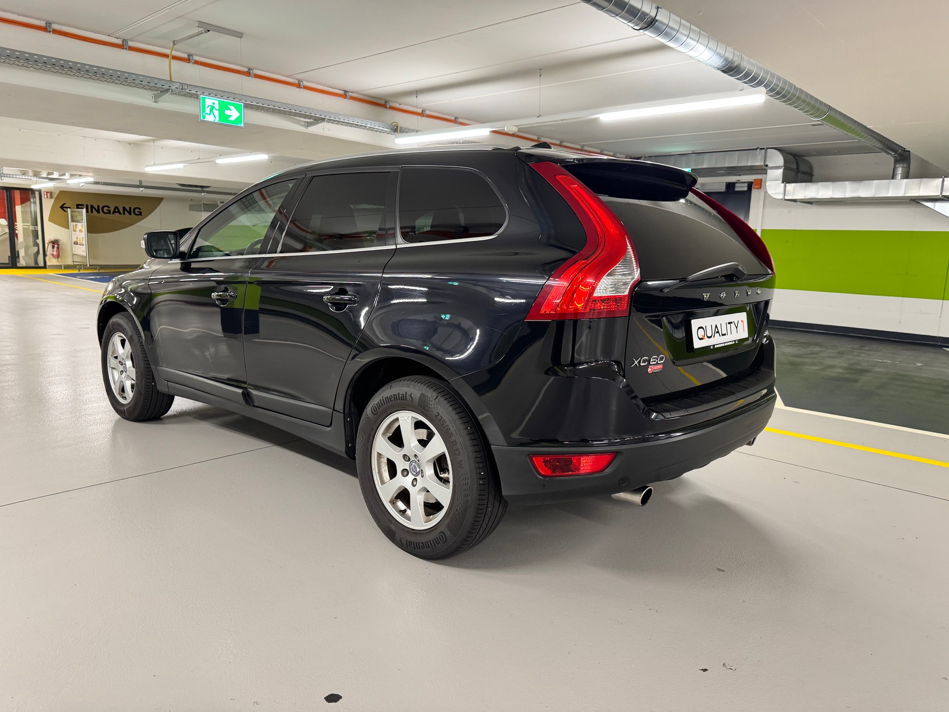 VOLVO XC60 2.4D AWD Summum-image-6