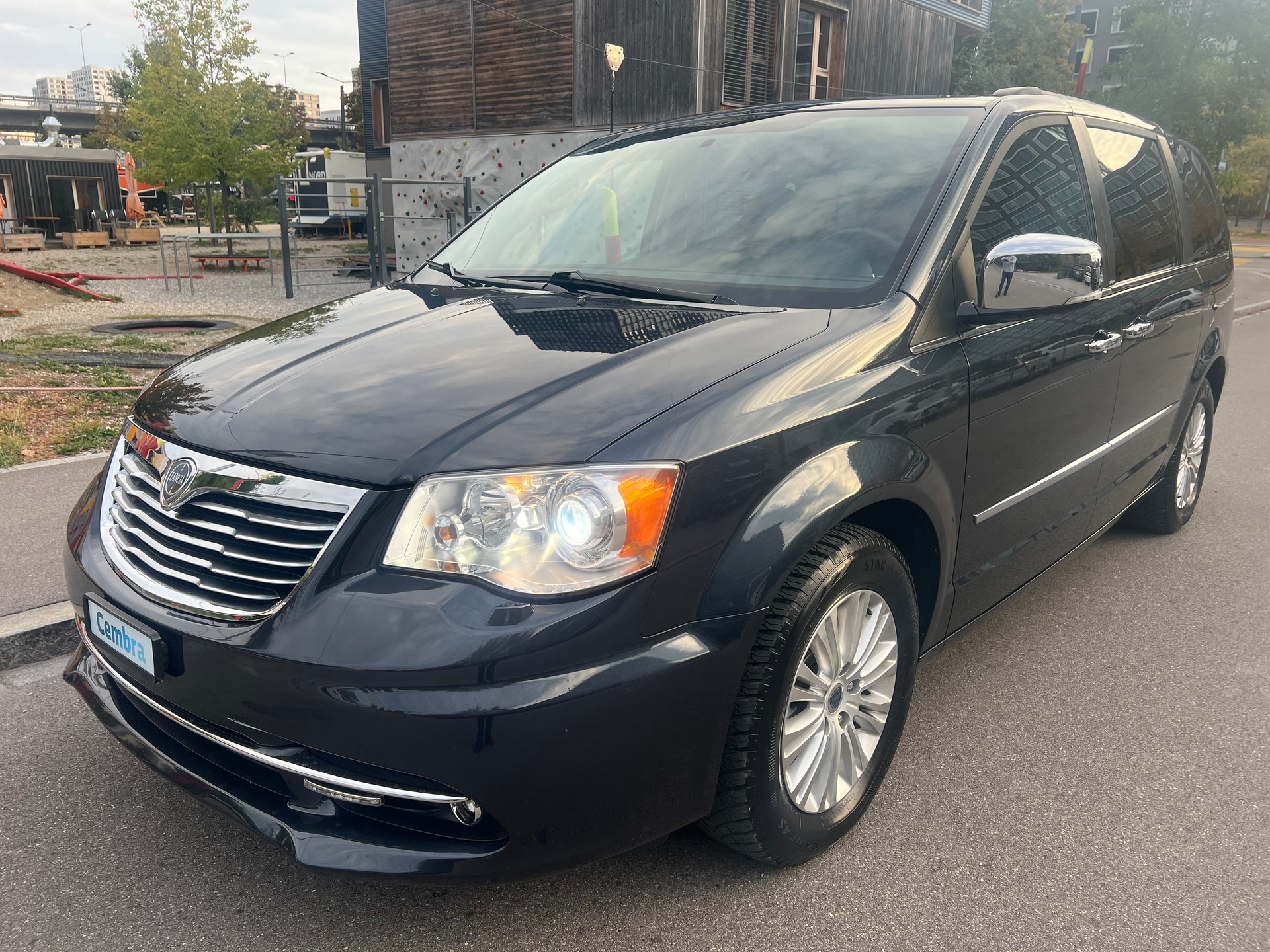 LANCIA Voyager 2.8D Platinum Automatic