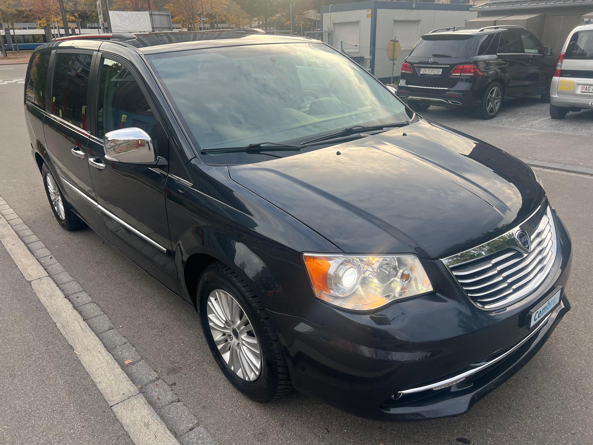 LANCIA Voyager 2.8D Platinum Automatic-image-2