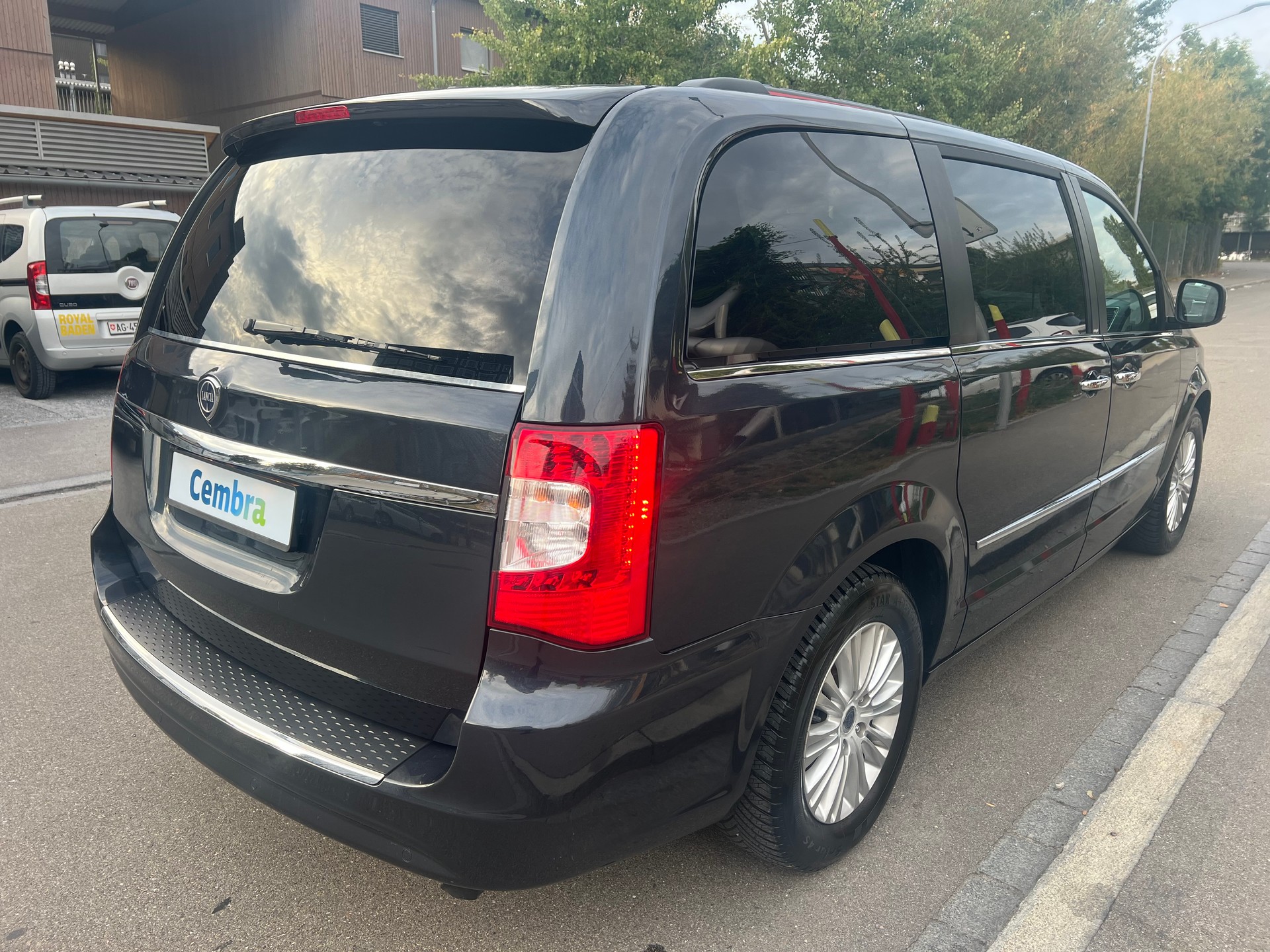 LANCIA Voyager 2.8D Platinum Automatic-image-5