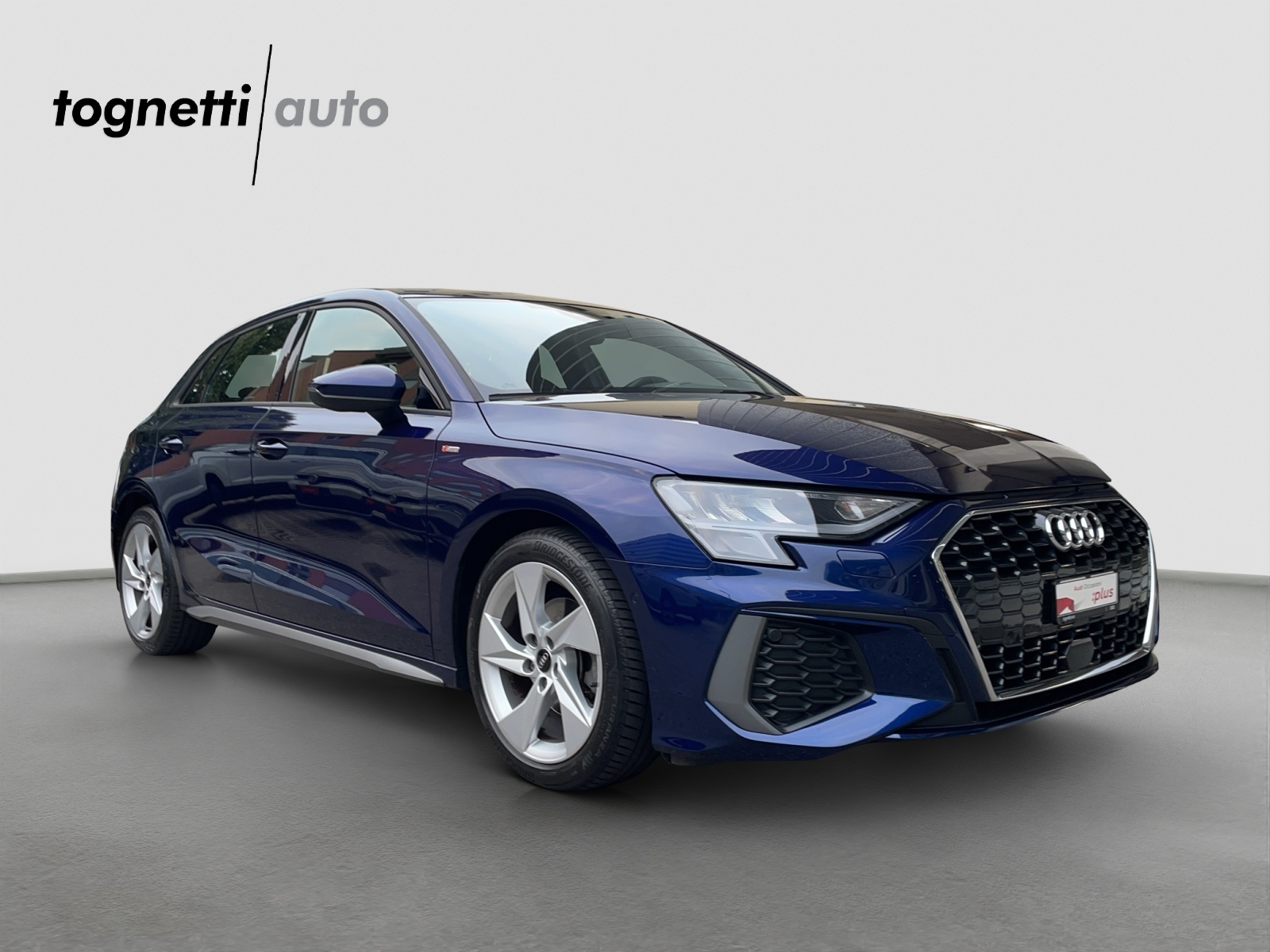 AUDI A3 Sportback 35 TFSI Attraction S-tronic-image-1